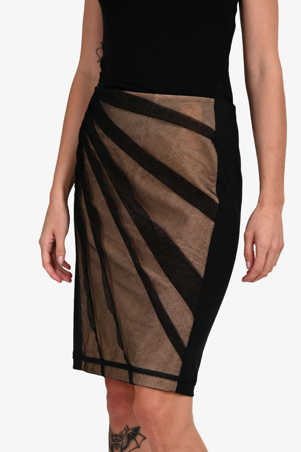 D&G Dolce & Gabbana Beige/Black Tulle Ruched Knee Length Skirt Size 40
