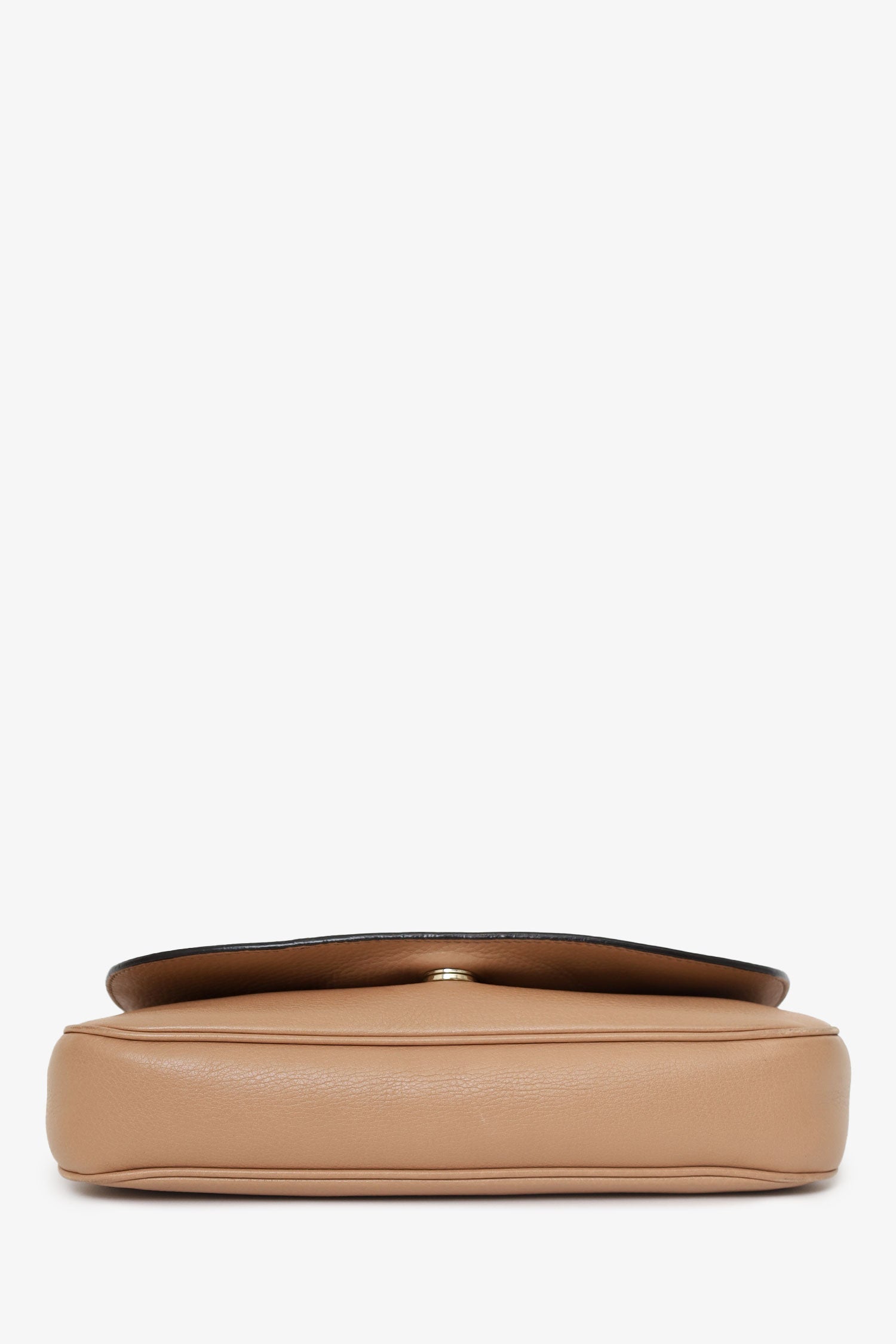 Gucci Nude Grained Leather 'Soho' Medium Flap Crossbody