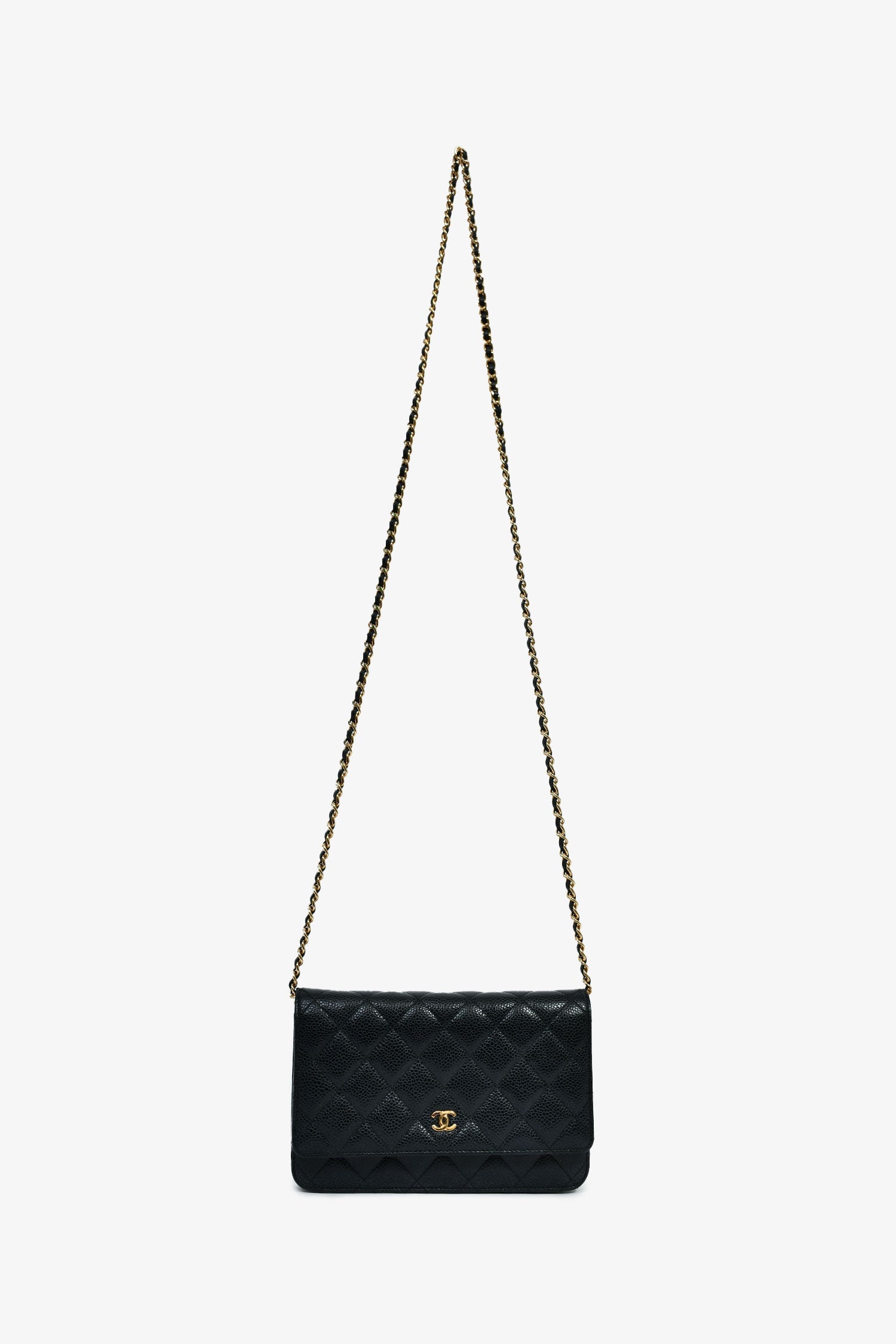 Pre-Loved Chanel™ 2019 Black Caviar Classic Wallet On Chain