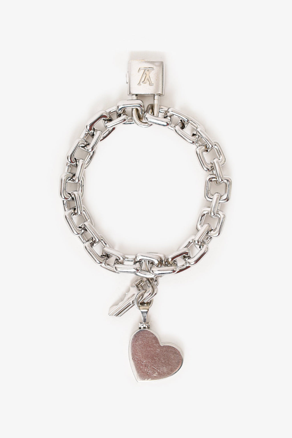 Louis Vuitton 18K White Gold/Pave Diamond Heart Tag Chain Bracelet