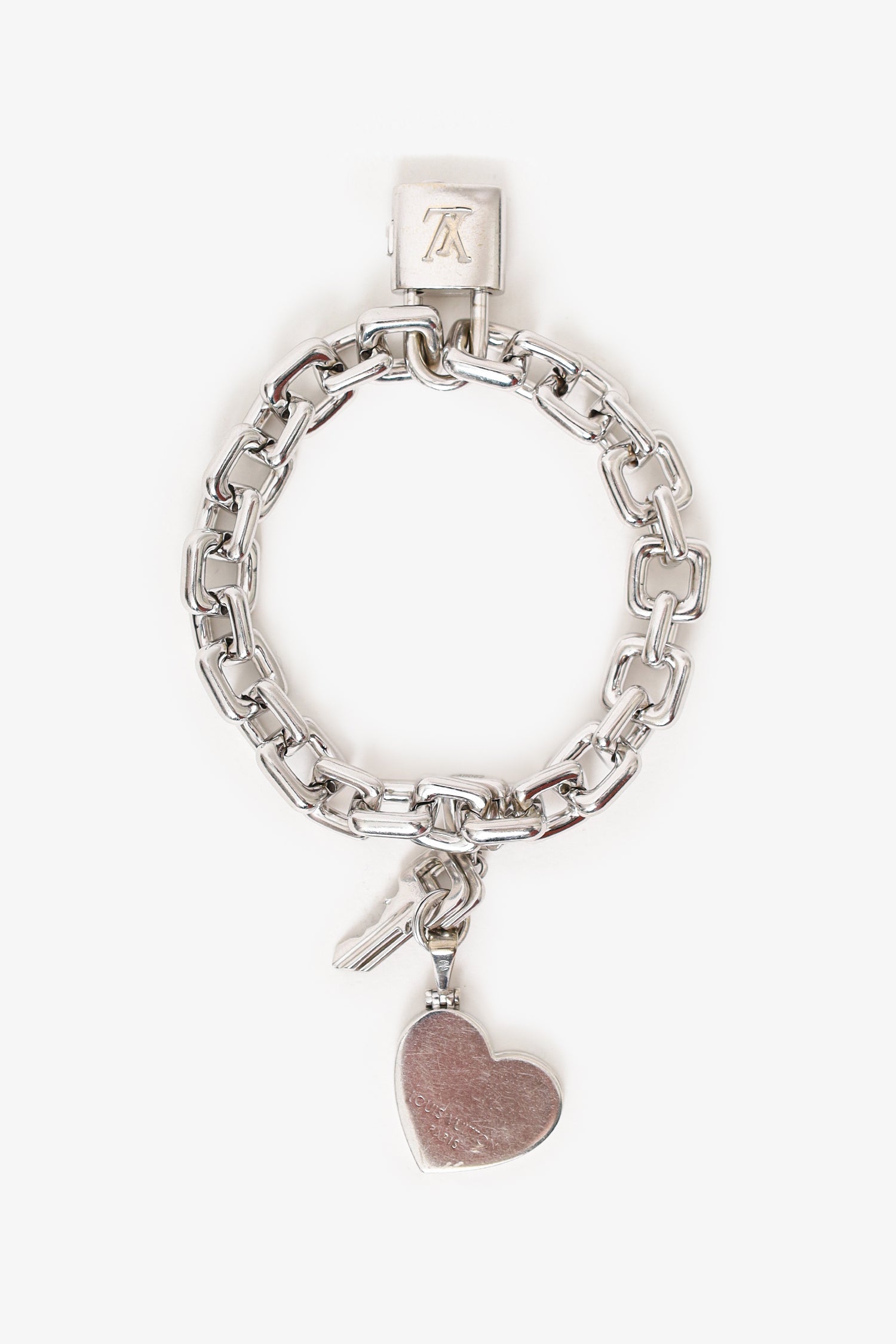 Louis Vuitton 18K White Gold/Pave Diamond Heart Tag Chain Bracelet