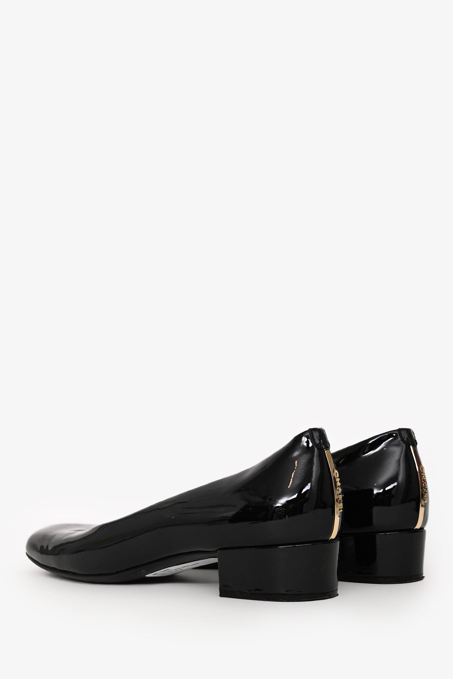 Pre-Loved Chanel™ Black Patent Leather Heeled Ballet Flats Size 40