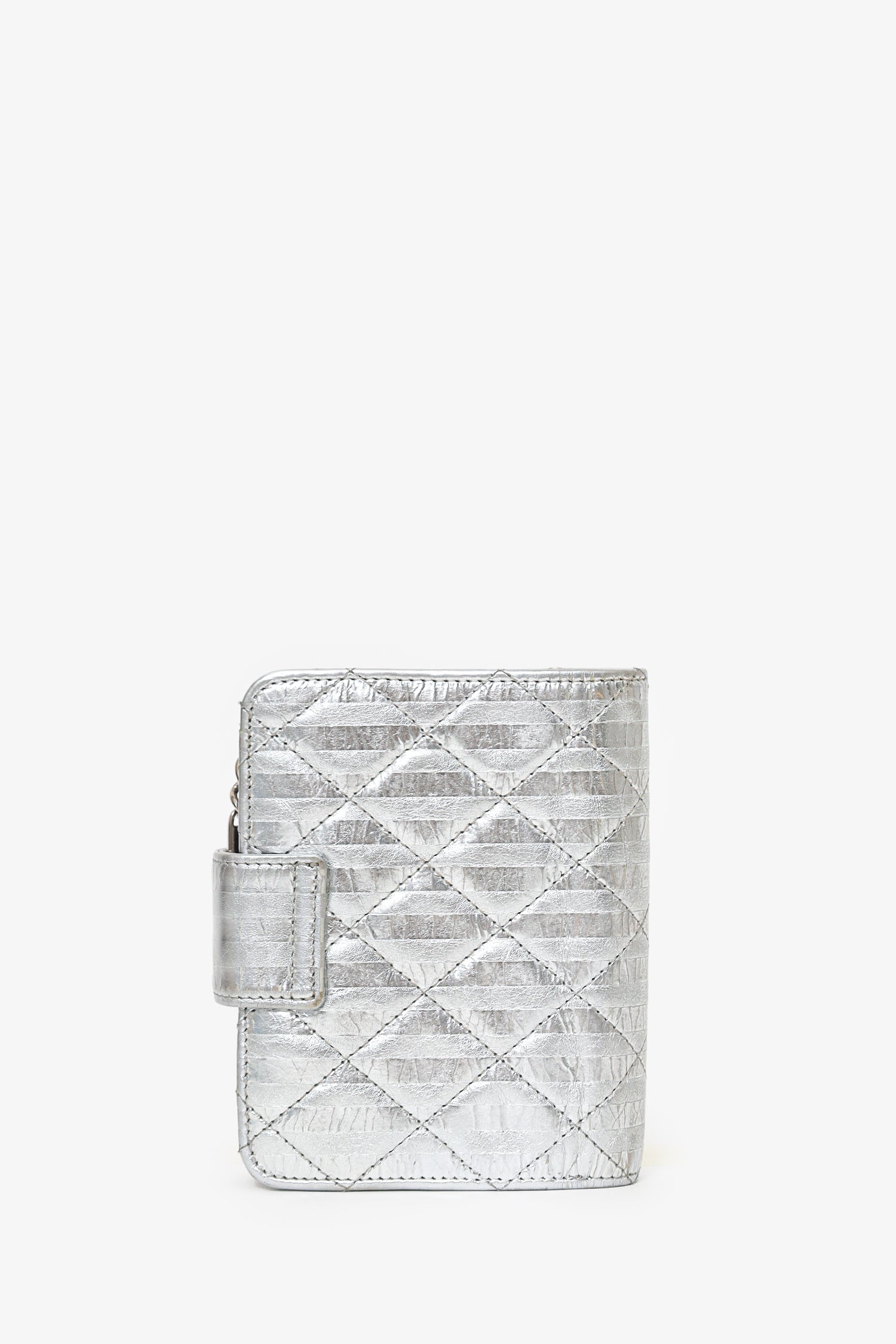 Pre-Loved Chanel™ 2008-09 Silver Metallic 2.55 Reissue Wallet