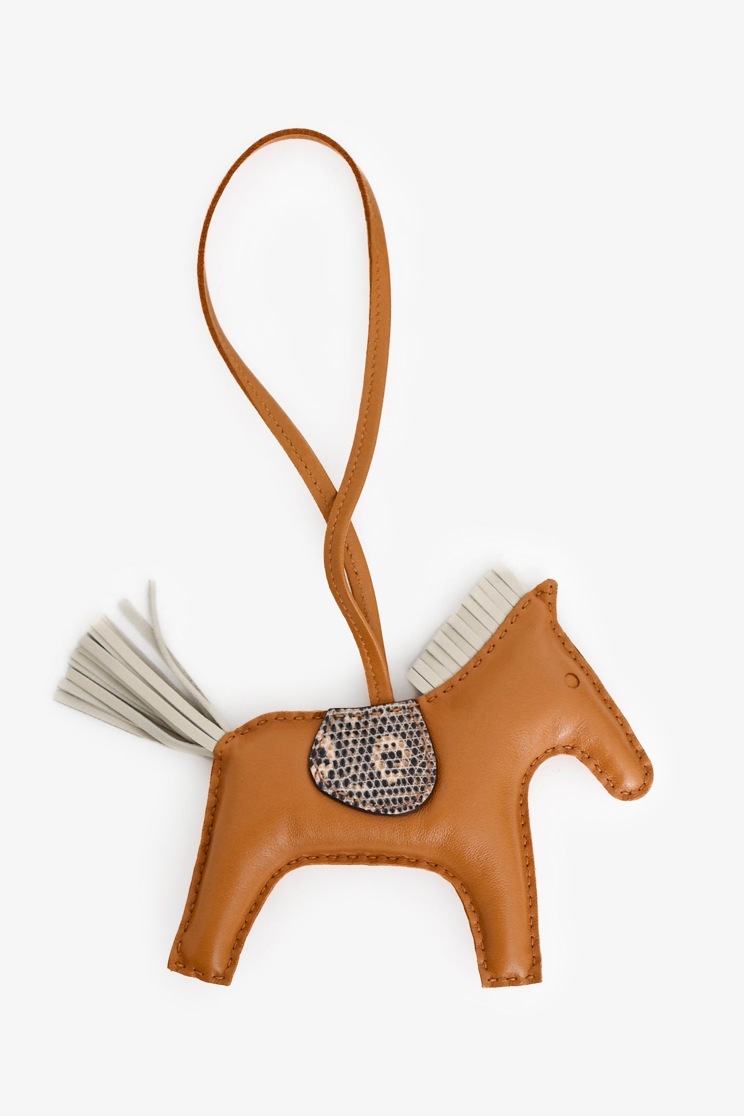 Hermès 2022 Sesame Craie Desert Agneau Milo Lezard Natura Lisse Grigri Rodeo Horse Bag Charm PM