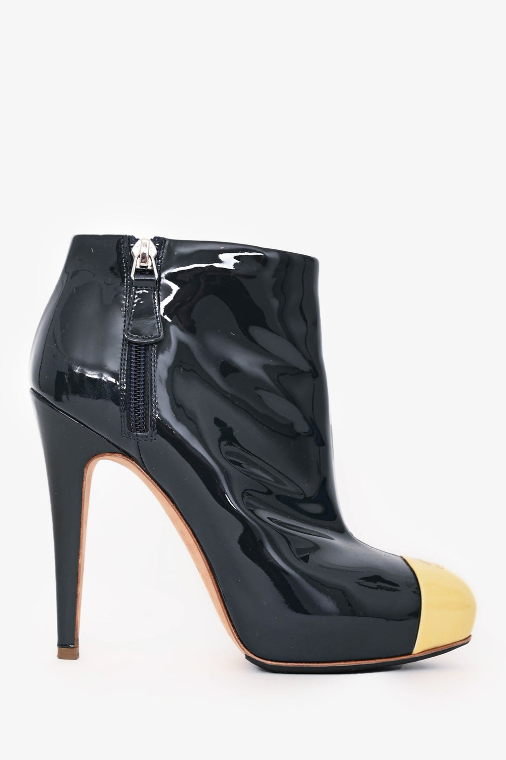 Pre-Loved Chanel™ Green/Cream Patent Leather Ankle Boots Size 37C