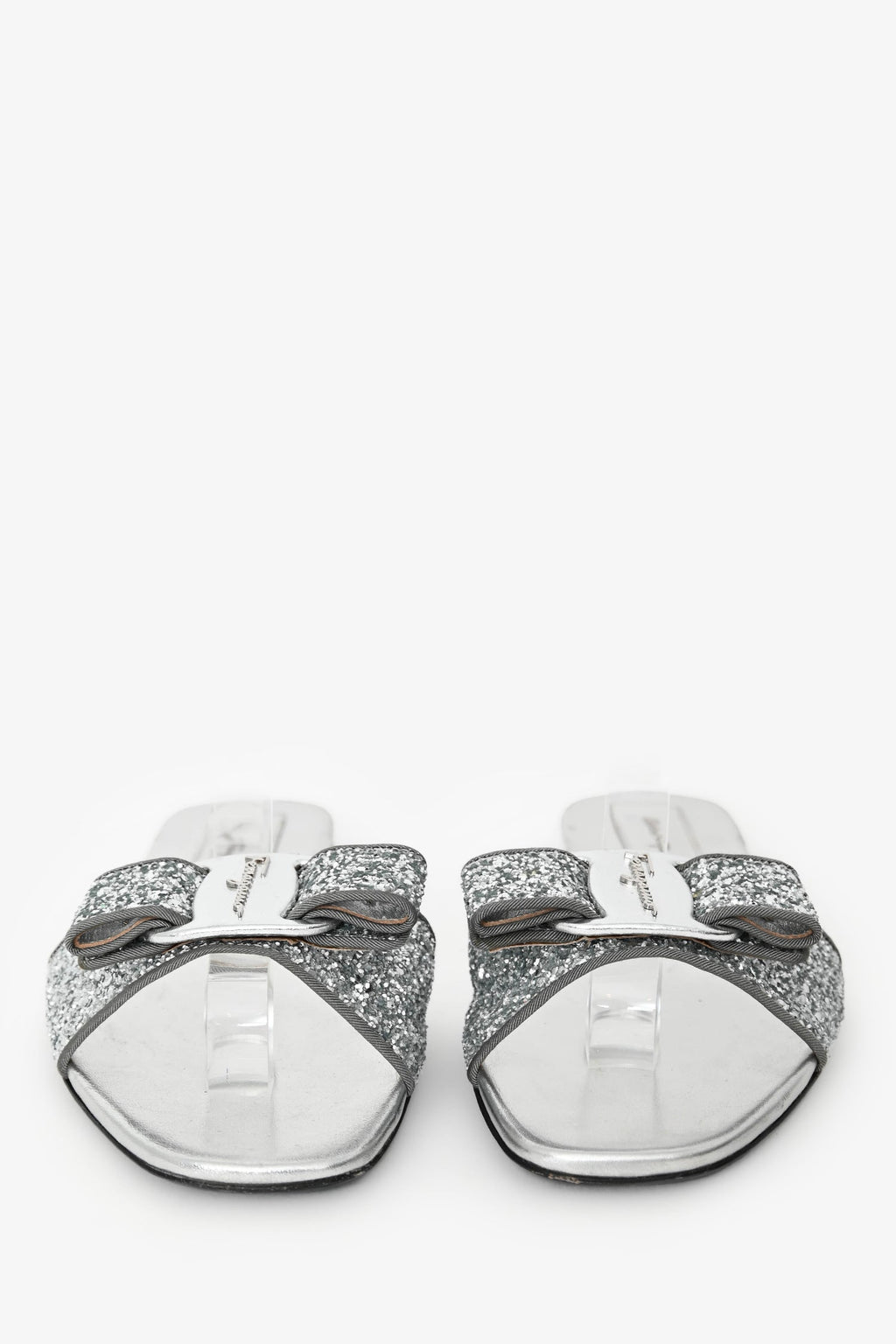 Salvatore Ferragamo Silver Glitter Vara Bow Slide Sandals Size 9