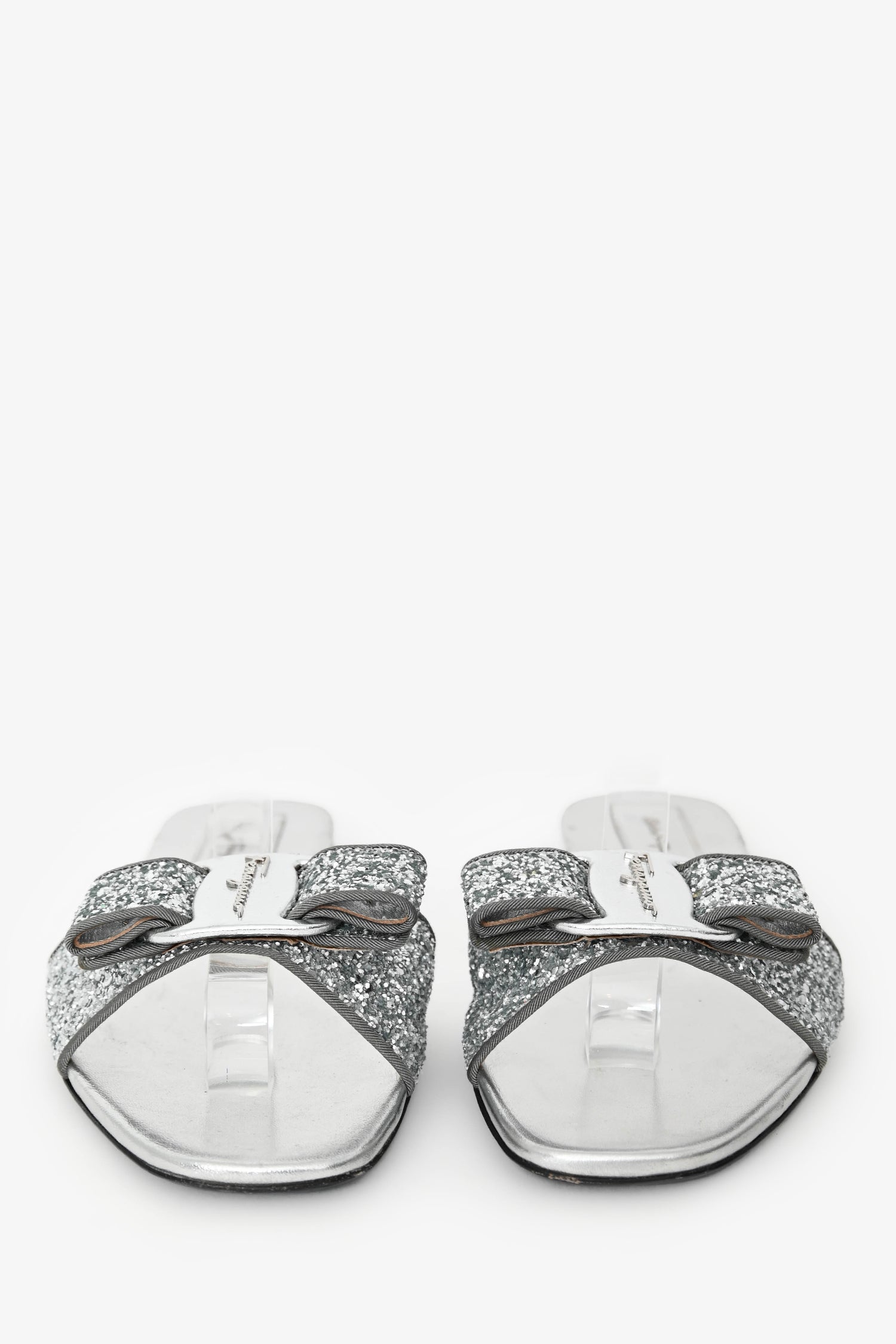 Salvatore Ferragamo Silver Glitter Vara Bow Slide Sandals Size 9