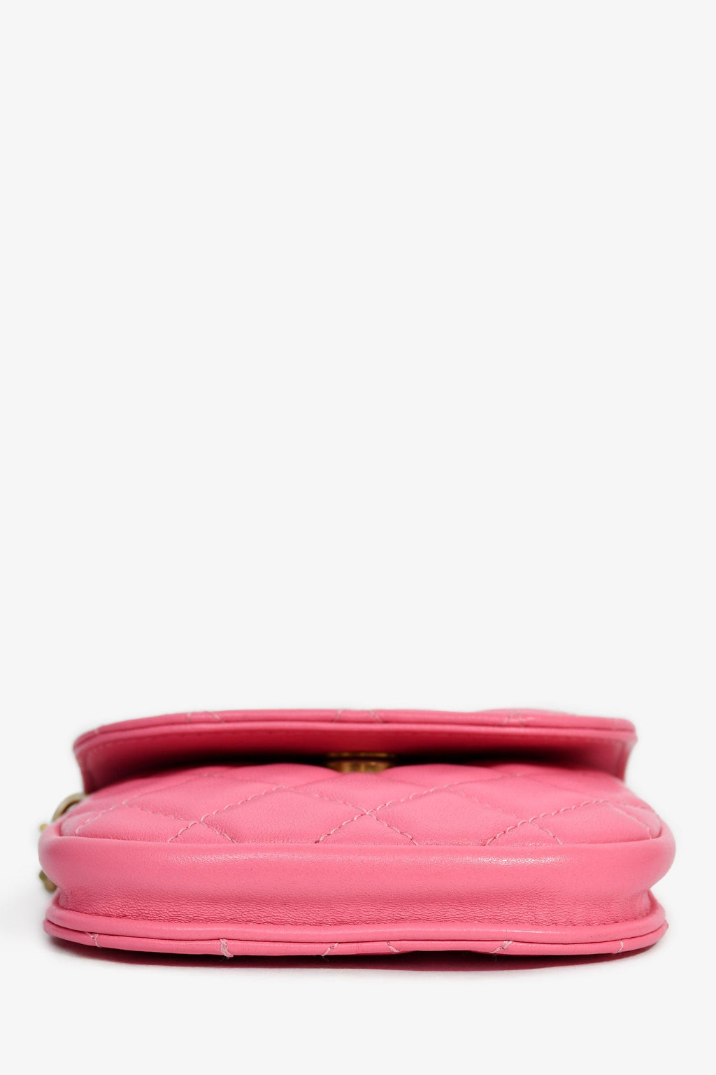 Pre-Loved Chanel™ 2019 Pink Lambskin Mini Pearl Crush Waist Bag