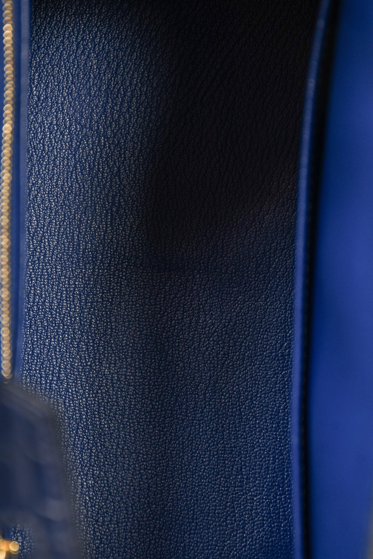Hermès 2018 Blue Sapphire Taurillion Novillo And Blue Marine Matte Alligator Touch Birkin 25 RGHW