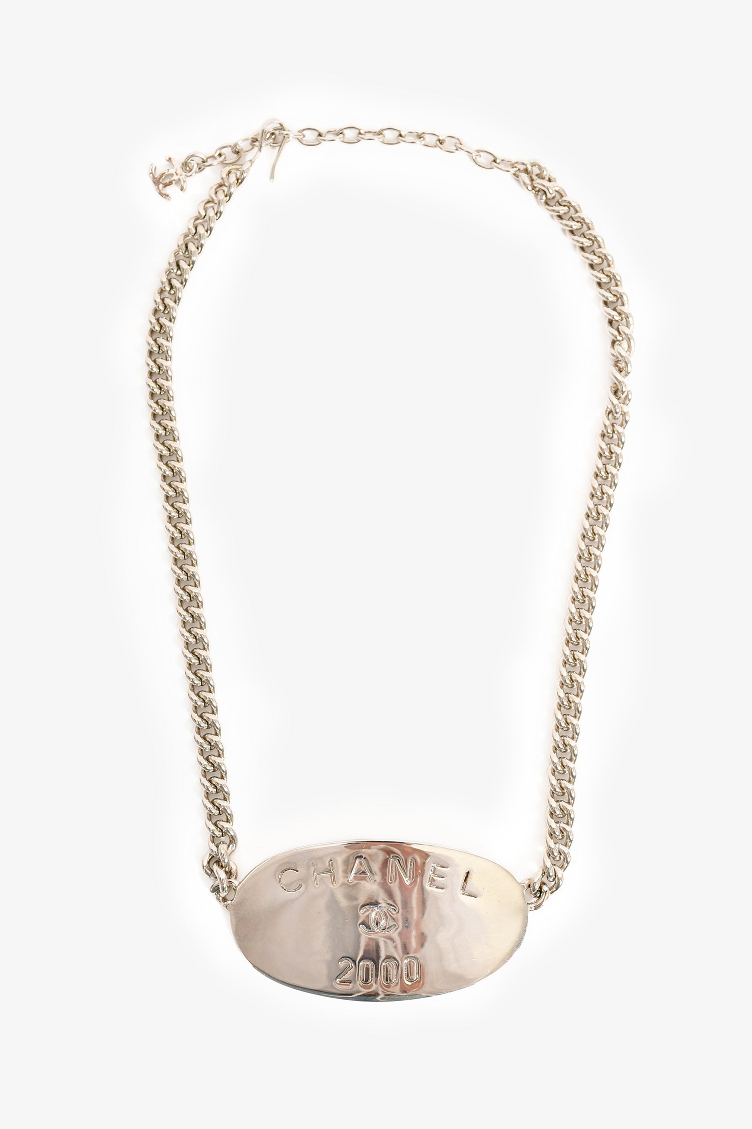 Pre-Loved Chanel™ 2000 Silver Tone Plaque Choker Necklace
