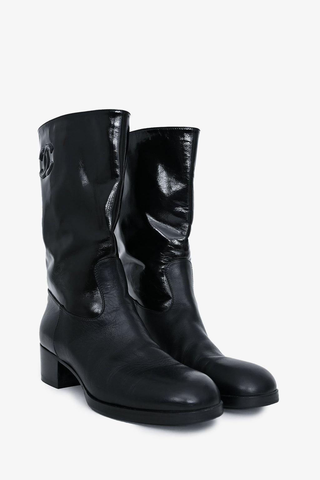 Pre-Loved Chanel 2021 Black Leather Interlocking CC Logo Moto Boots Size 39.5