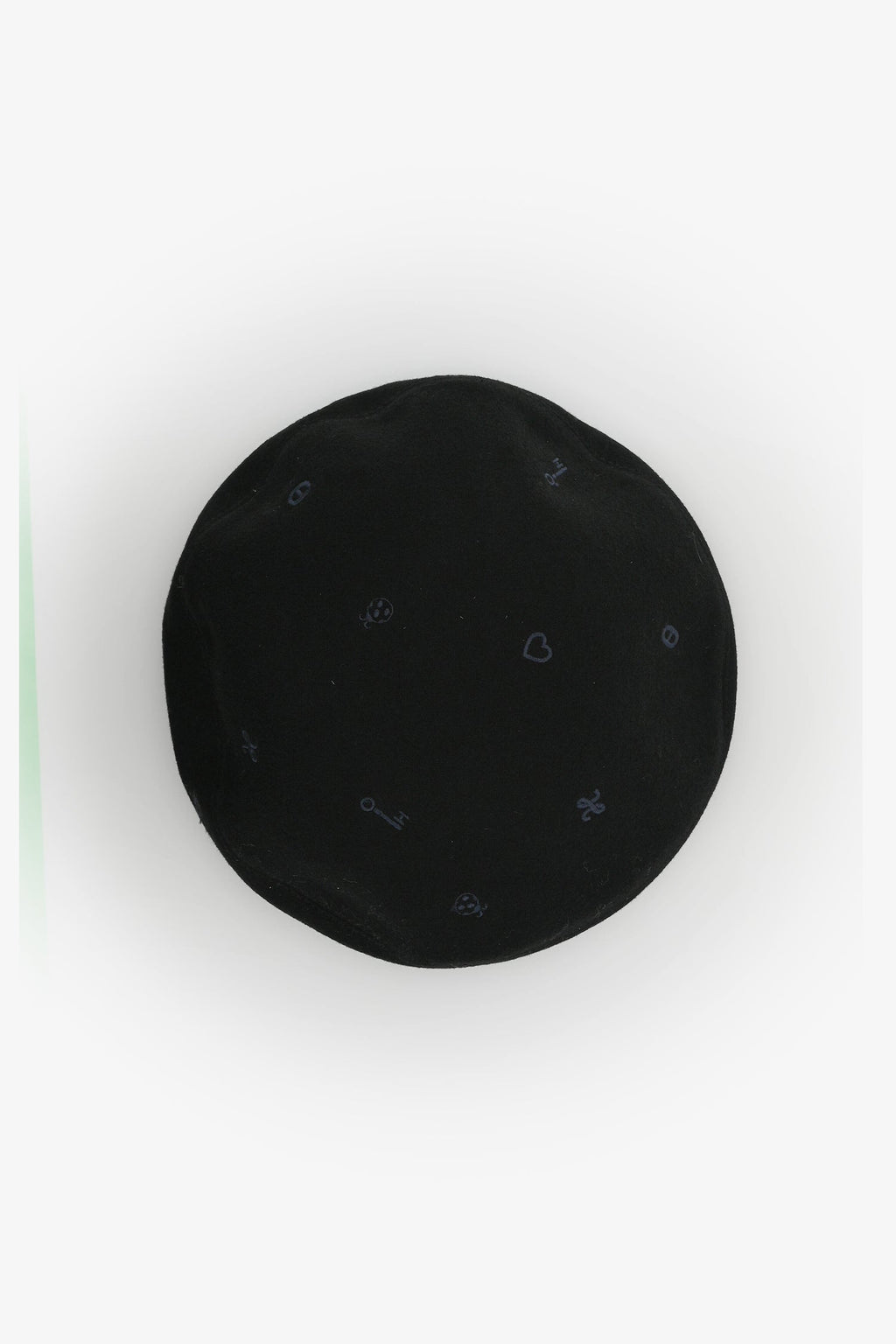 Hermès Black Cashmere Embroidered Patterned Beret Size 57