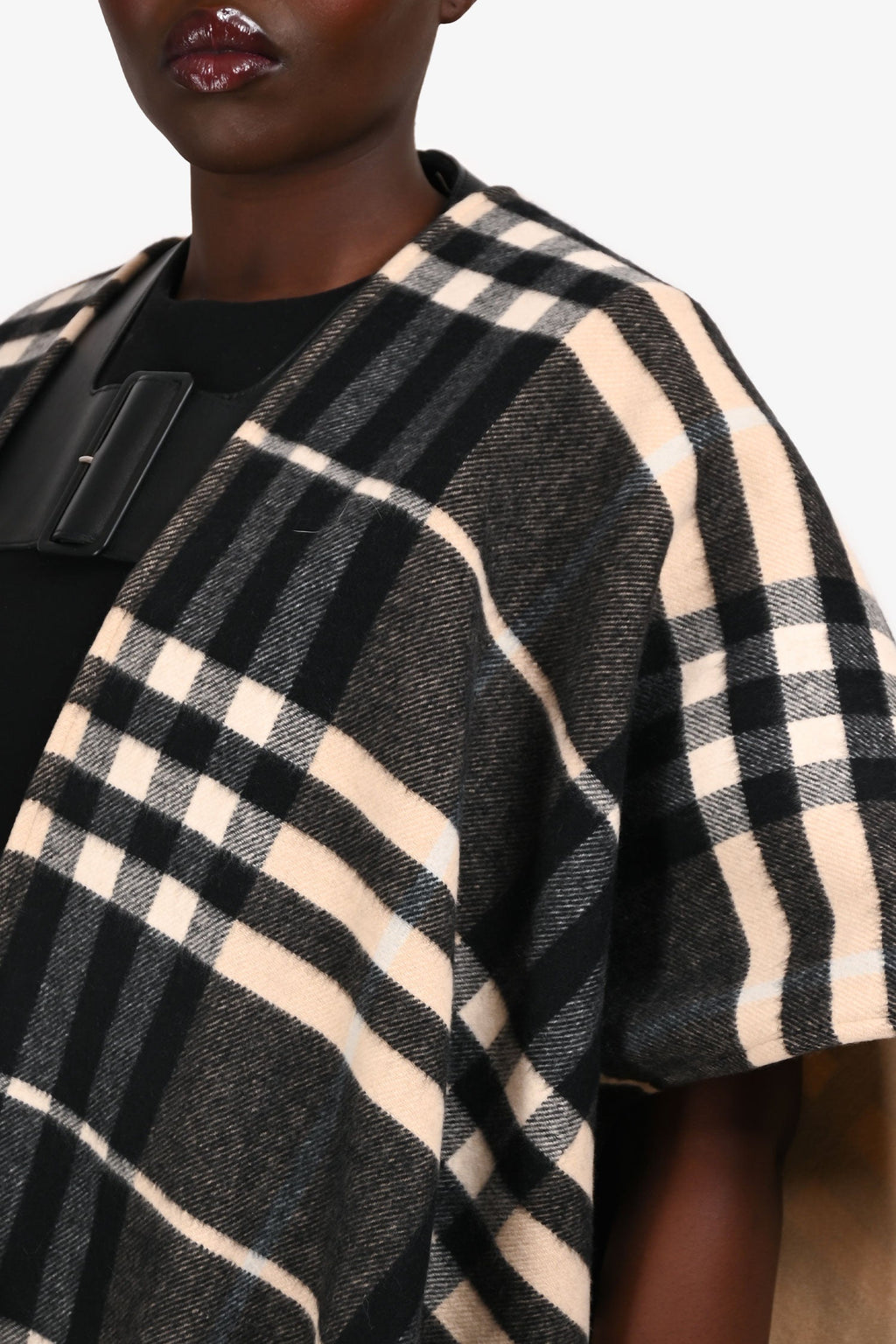 Burberry Dusty Sand Cashmere/Merino Wool Nova Check Cape Size OS