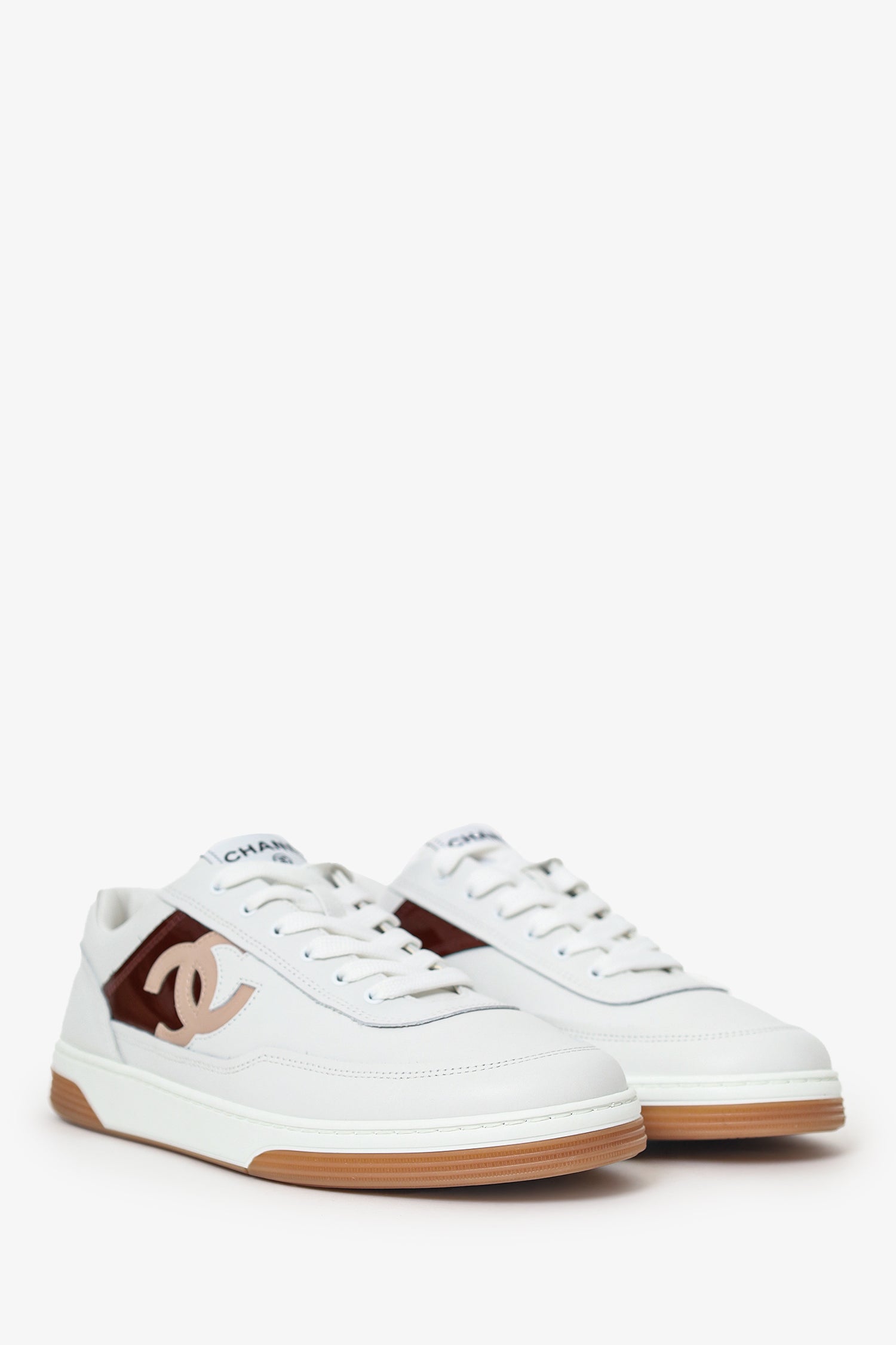 Pre-Loved Chanel™ White/Burgundy Interlocking CC Logo Sneakers Size 39