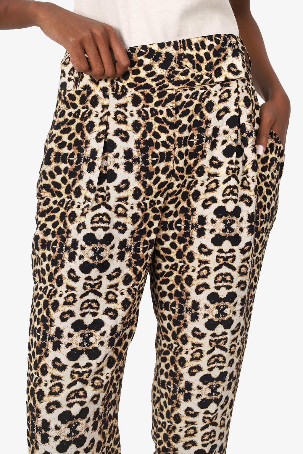 A.L.C. Leopard Print Silk Slim Leg Pants size 8