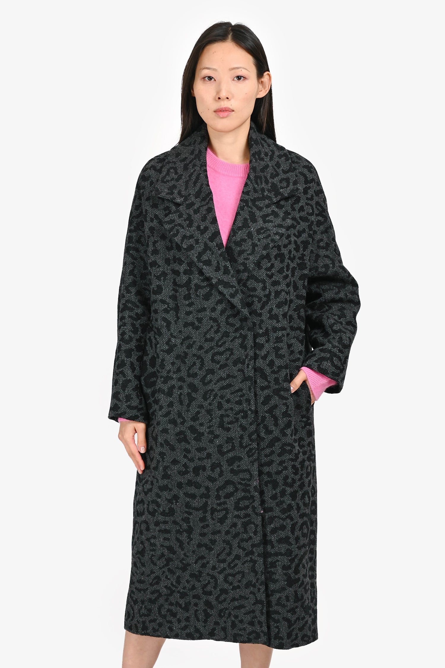 Valentino 2020 Grey/Black Wool Leopard Print Coat Size 36