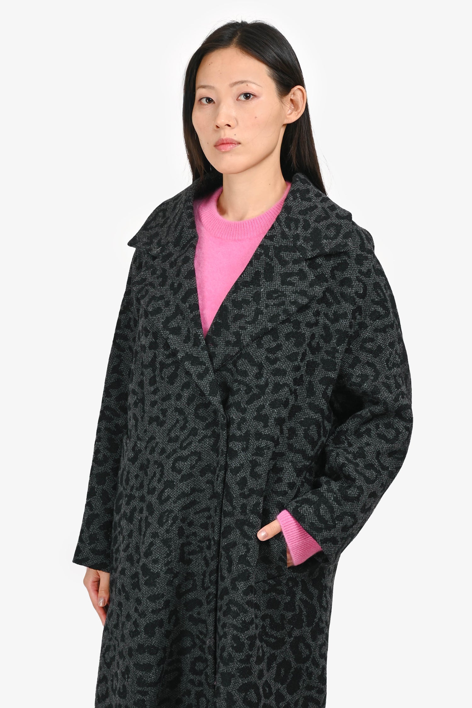 Valentino 2020 Grey/Black Wool Leopard Print Coat Size 36