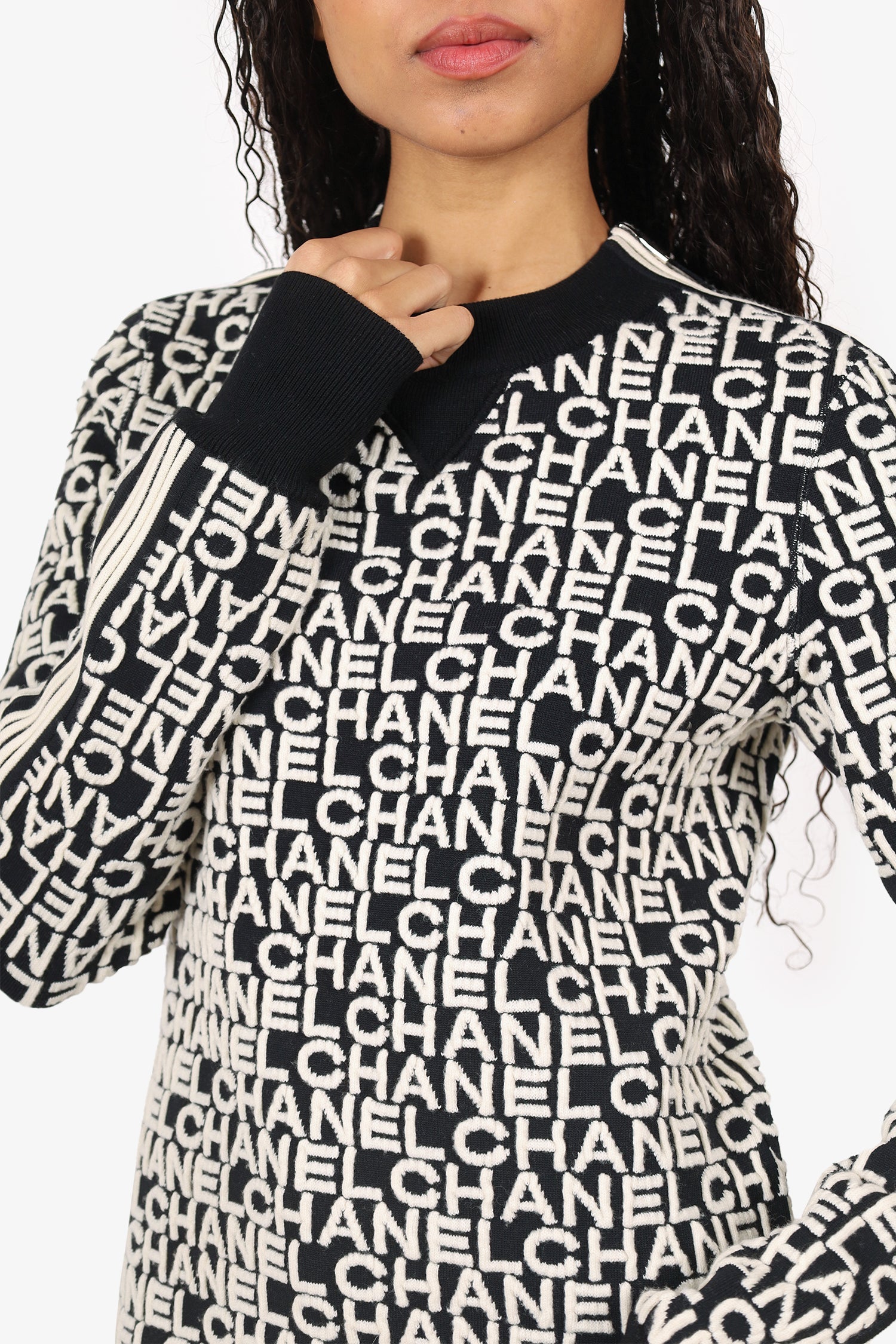 Pre-Loved Chanel™ Black/White Monochrome Logo Jacquard Sweater size 40