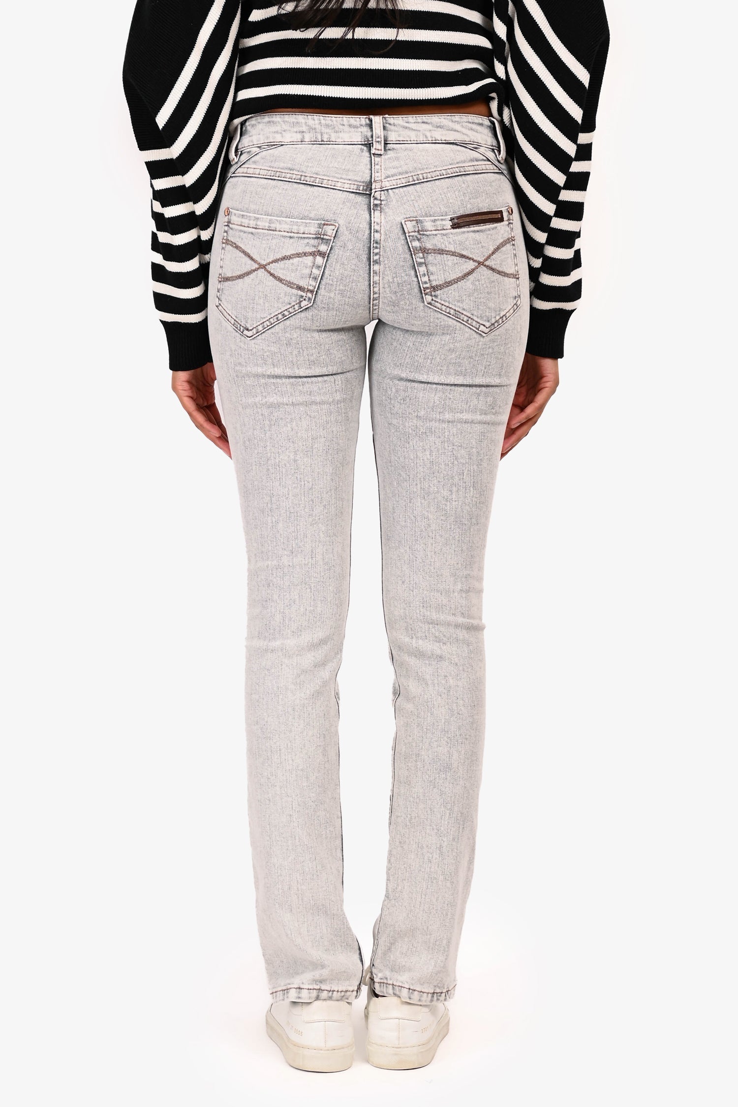 Brunello Cucinelli Light Grey Beaded Back Pocket Skinny Jeans Size 36