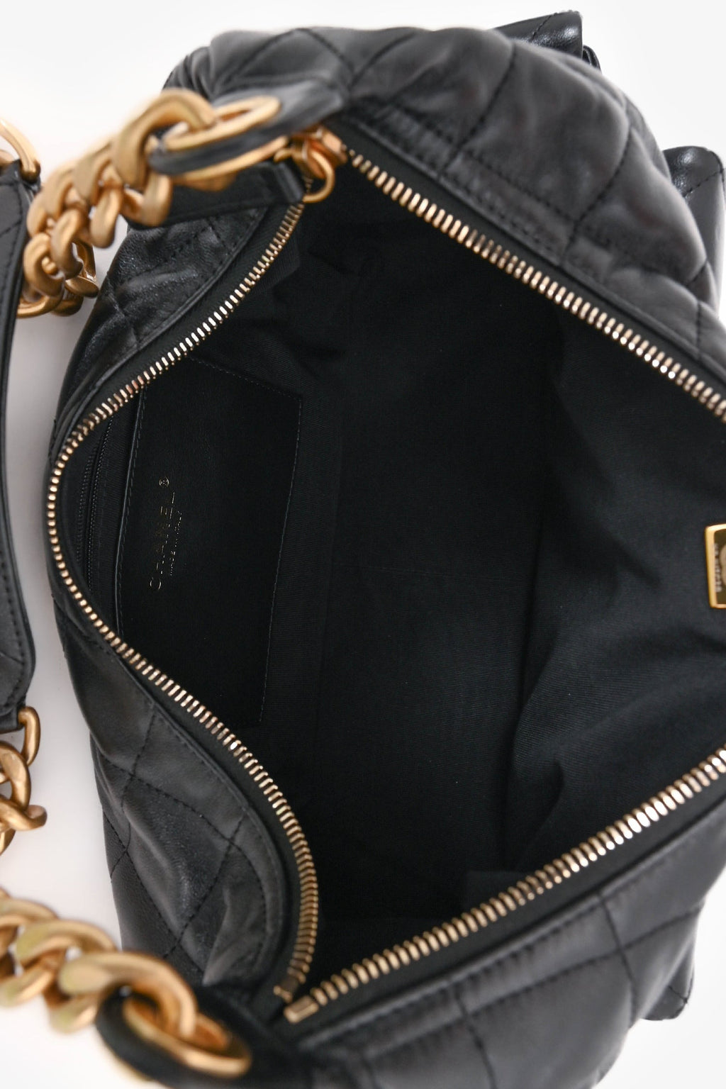 Pre-Loved Chanel™ Black Lambskin Leather Medium Trendy Pocket Hobo Shoulder Bag