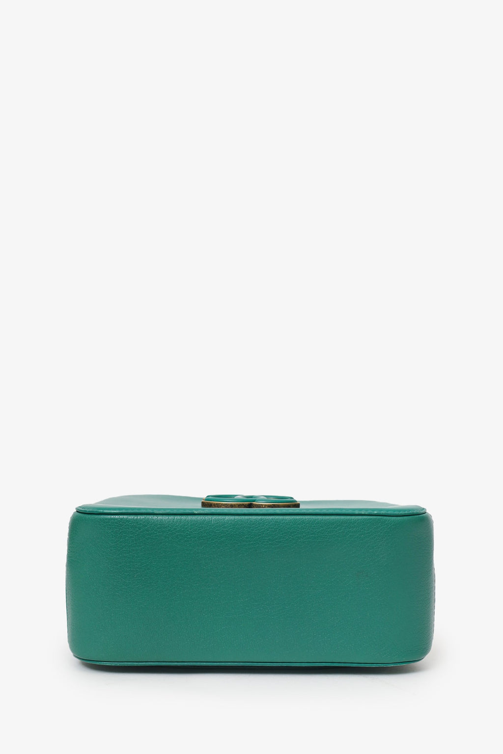 Pre-Loved Chanel™ 2016-17 Green Leather Small Coco Curve Vanity Case