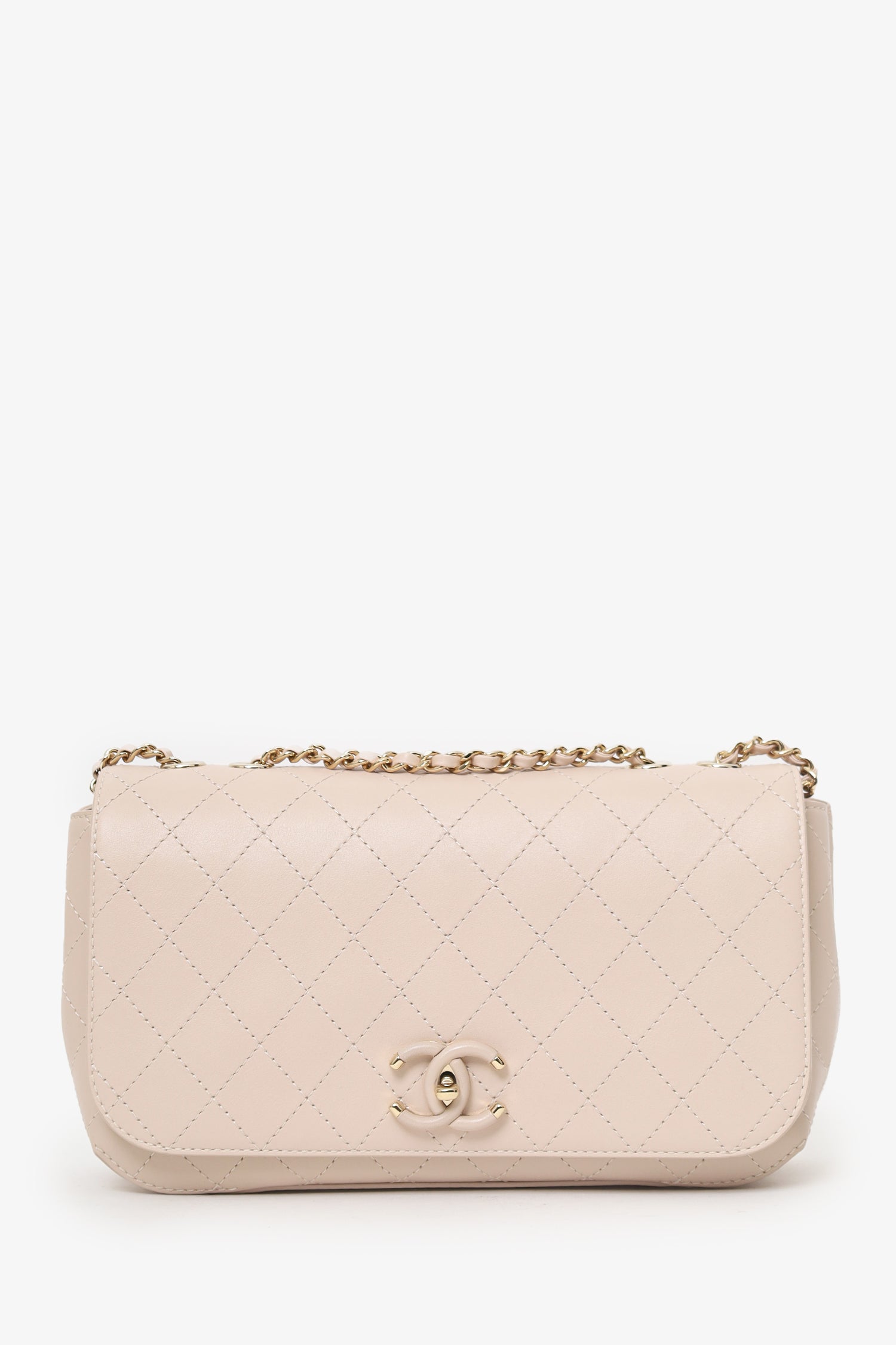 Pre-Loved Chanel™ 2019 Cream Leather Quilted Flat Bag