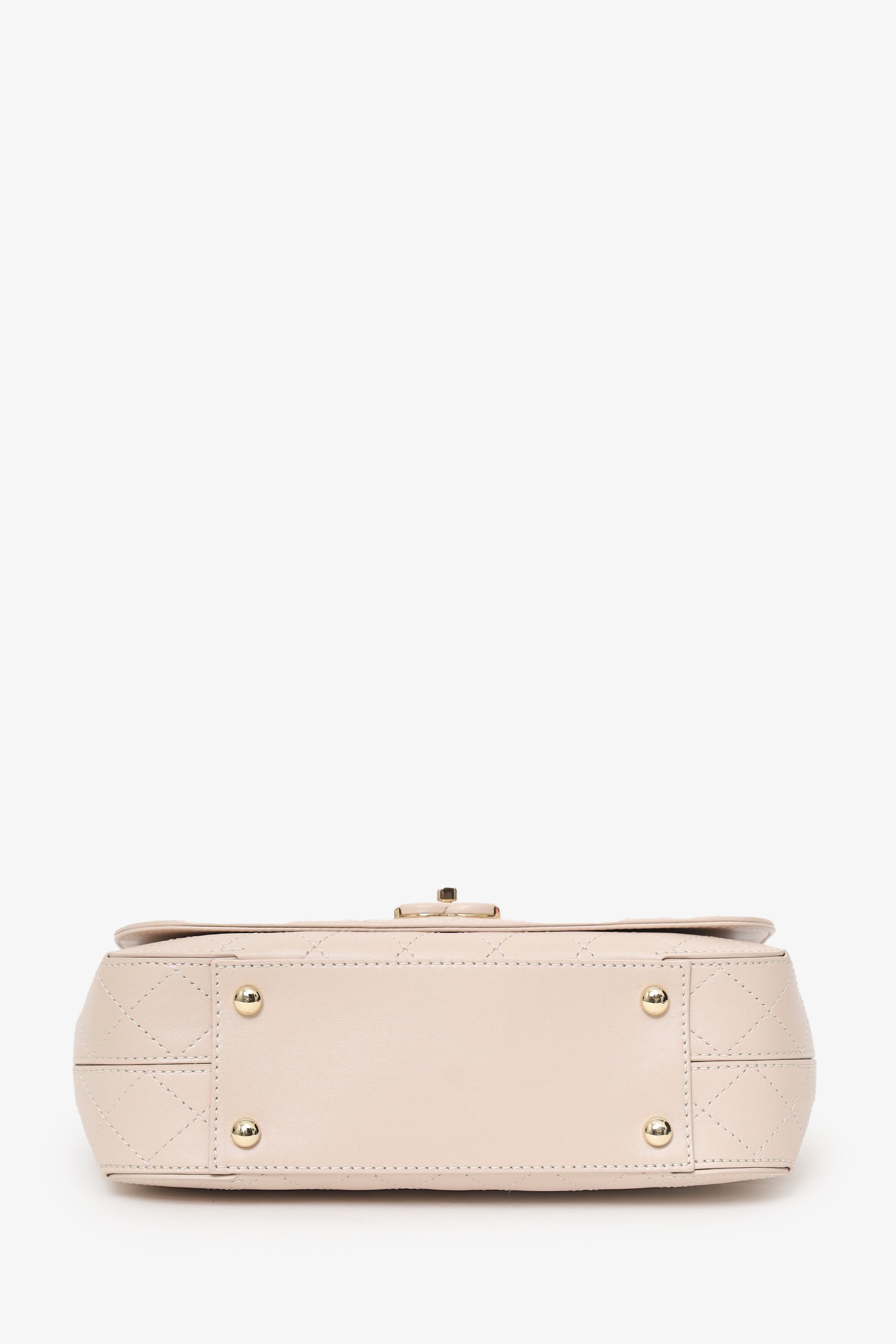 Pre-Loved Chanel™ 2019 Cream Leather Quilted Flat Bag