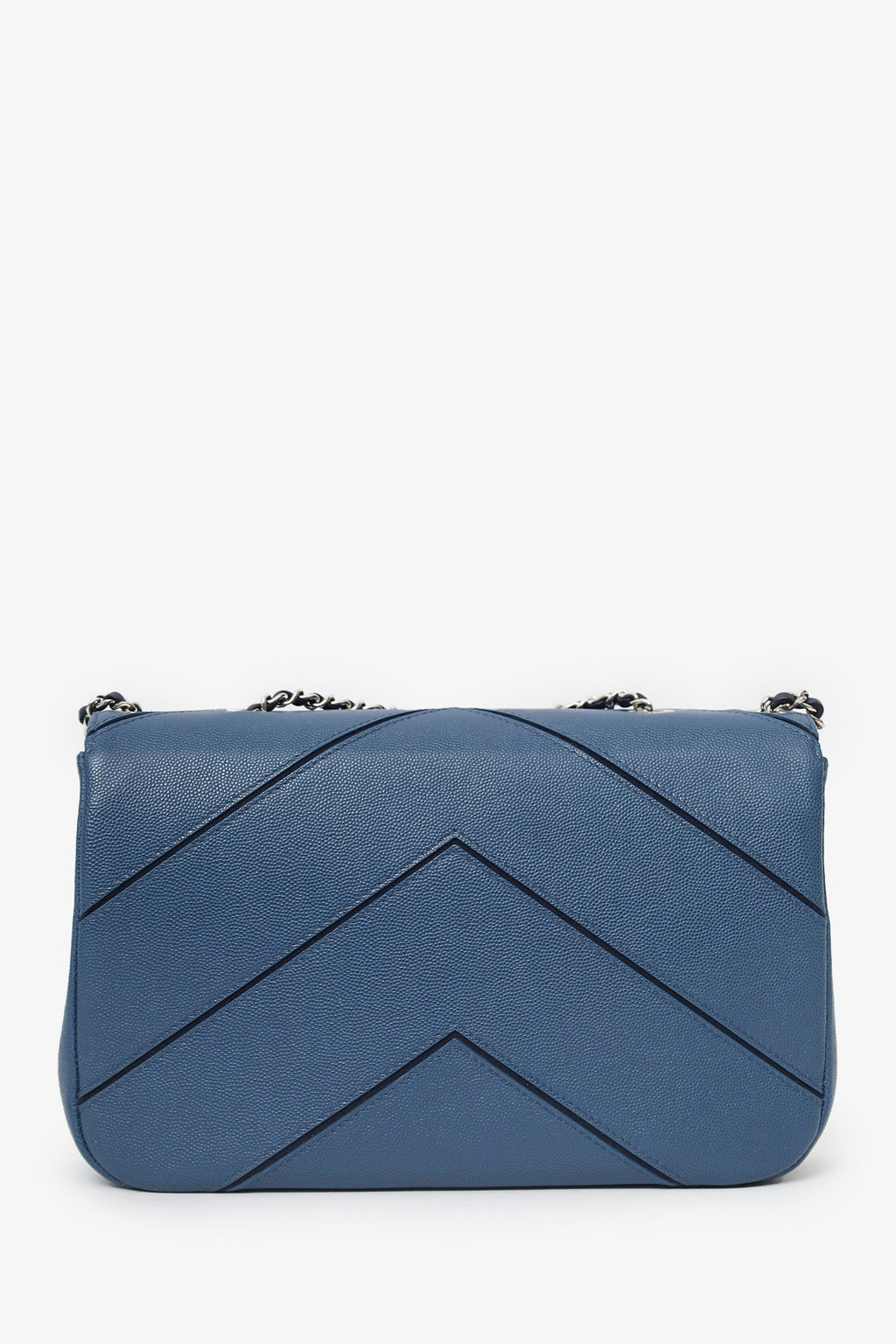 Pre-Loved Chanel™ 2016/2017 Navy Caviar Leather Macro Chevron Flap Bag
