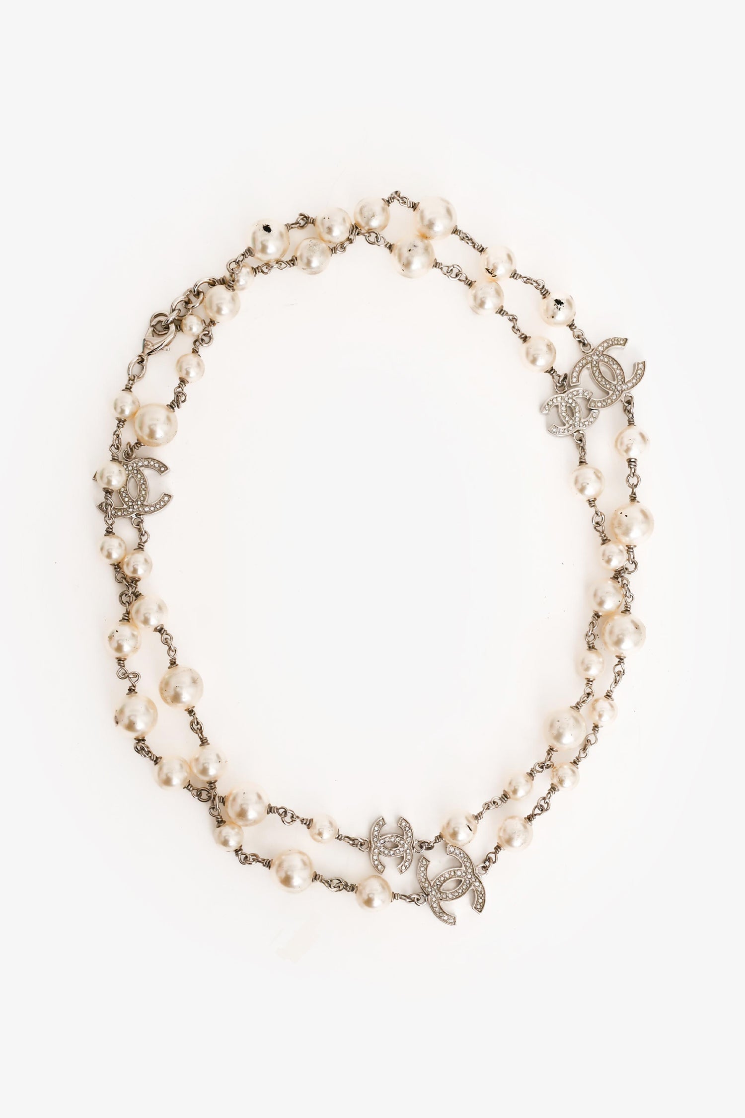 Pre-Loved Chanel™ Silver Pearl Crystal CC Necklace