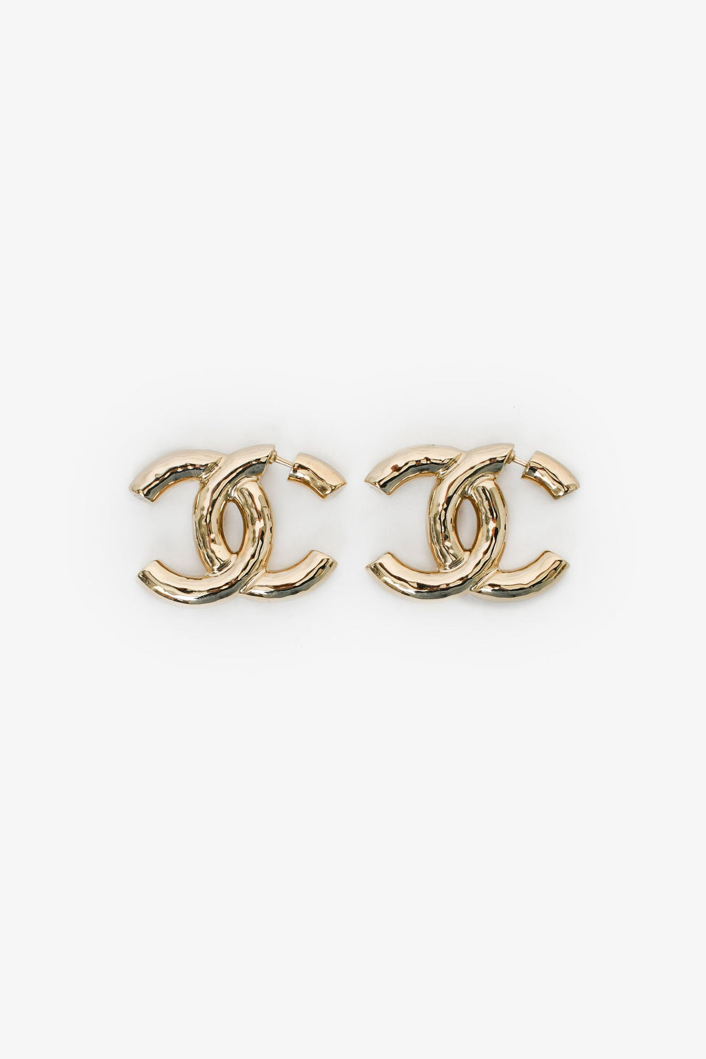 Pre-Loved Chanel™ 2022 Champagne Gold Toned Maxi CC Earrings
