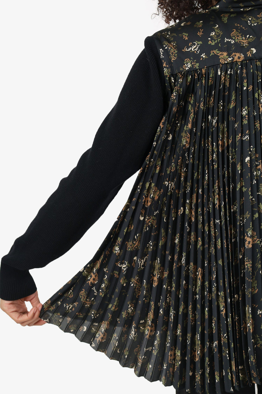 Sacai Black Cotton Pleated Knit igan Size 3