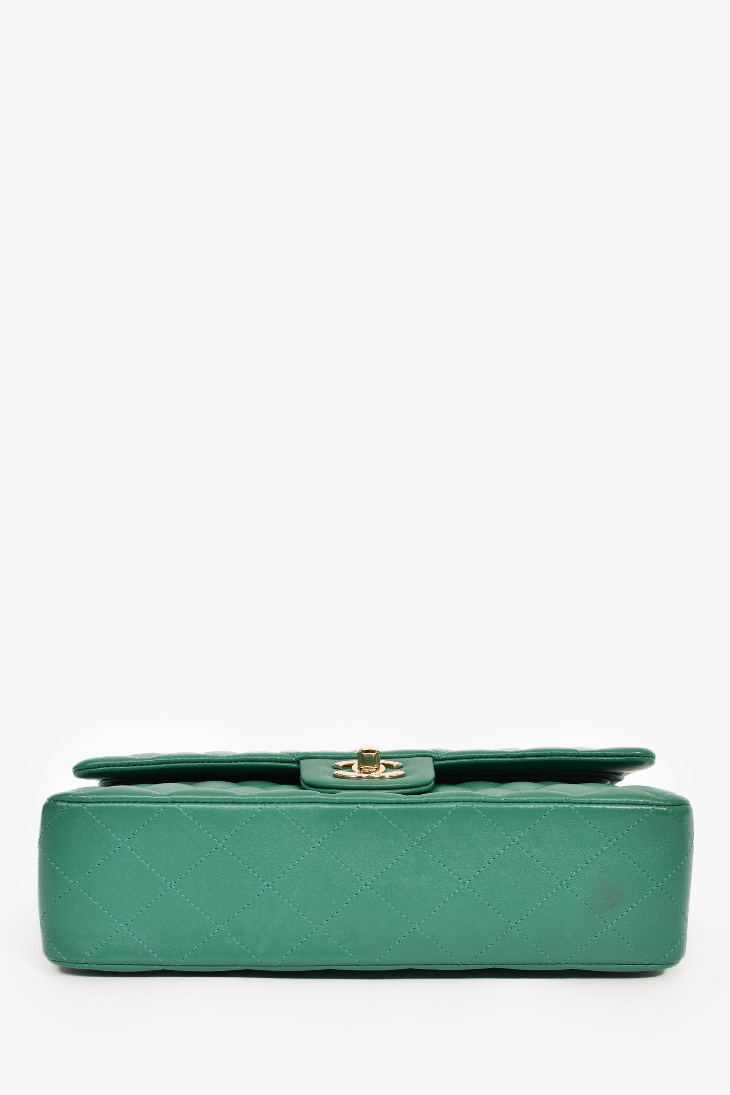 Pre-Loved Chanel™ 2022 Dark Green Lambskin Medium Classic Double Flap Shoulder Bag