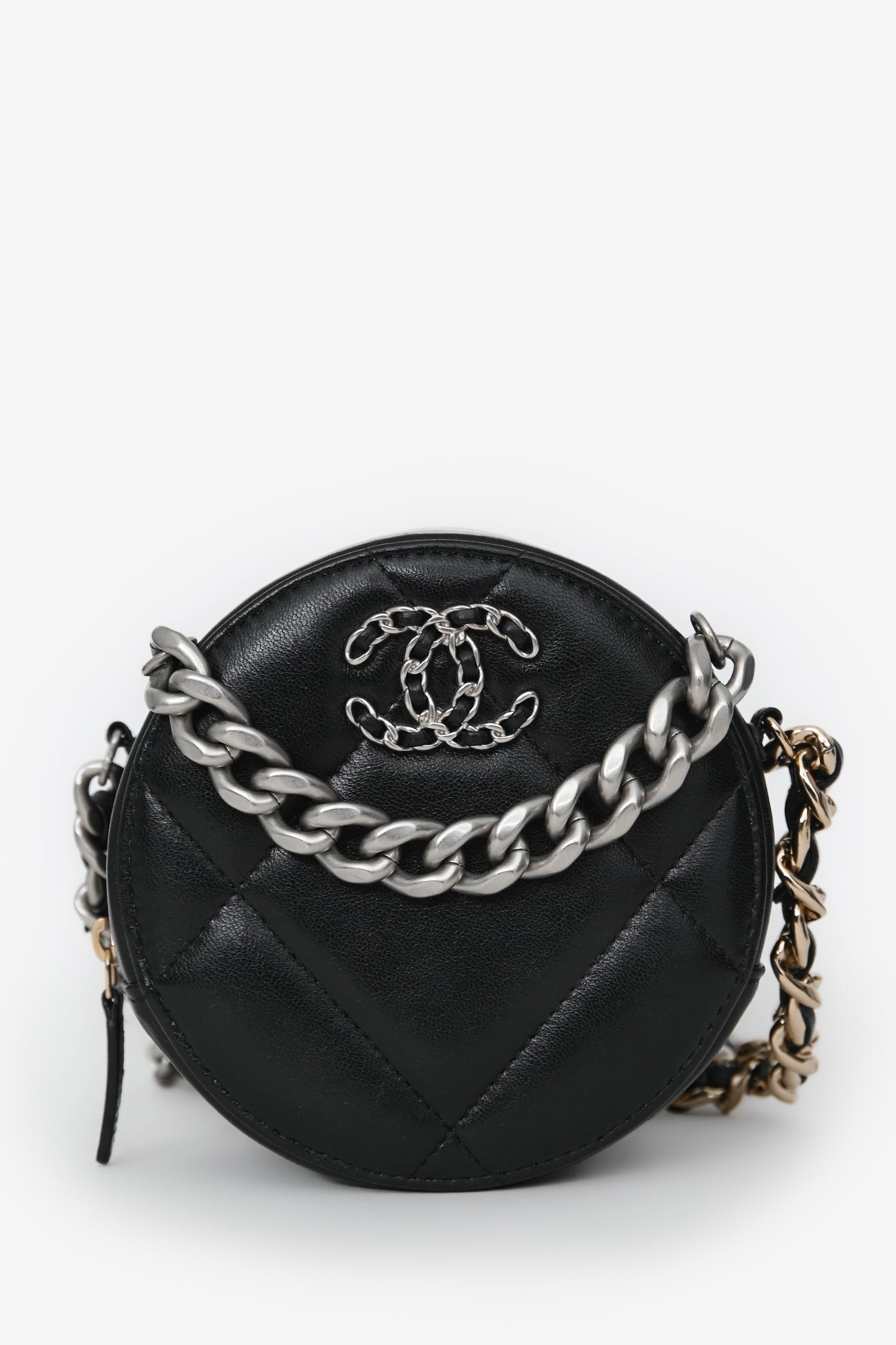 Pre-Loved Chanel™ Black Leather Quilted 19 Clutch Bag