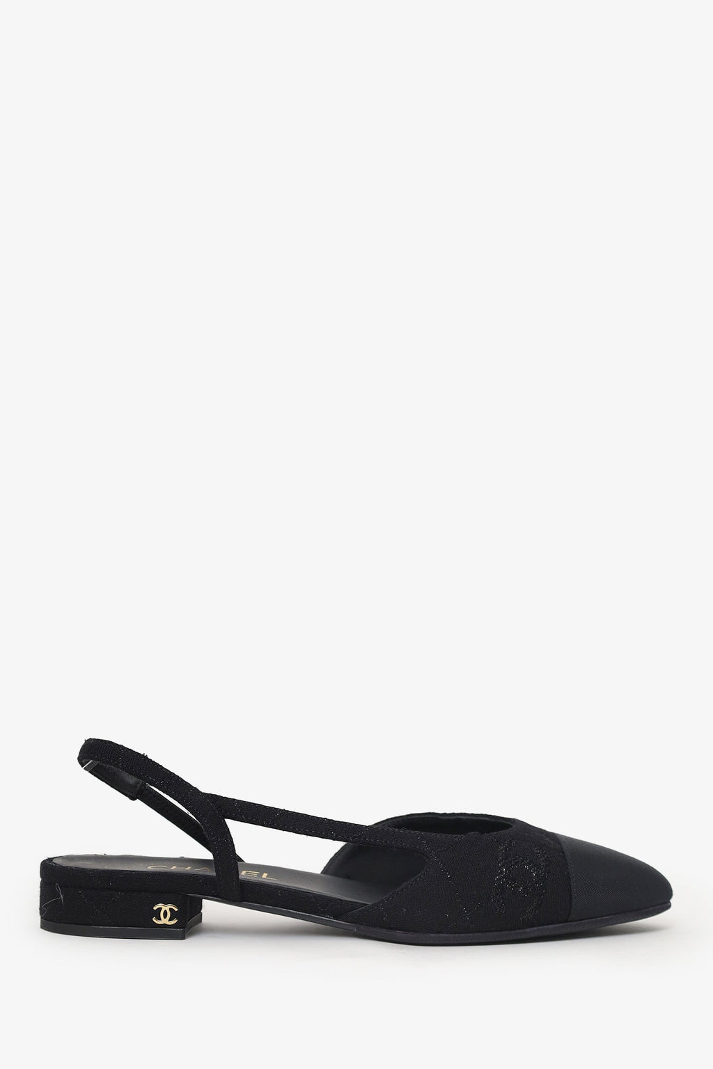 Pre-Loved Chanel™ Black Fabric Cap-Toe Slingback Flats Size 39.5