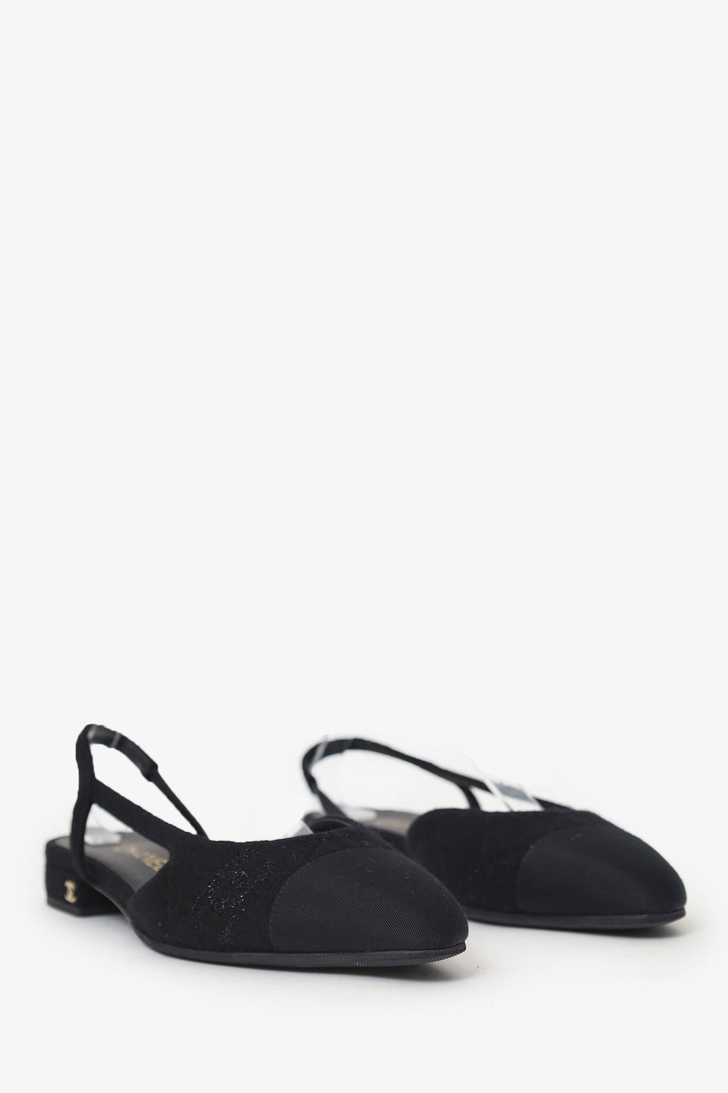 Pre-Loved Chanel™ Black Fabric Cap-Toe Slingback Flats Size 39.5