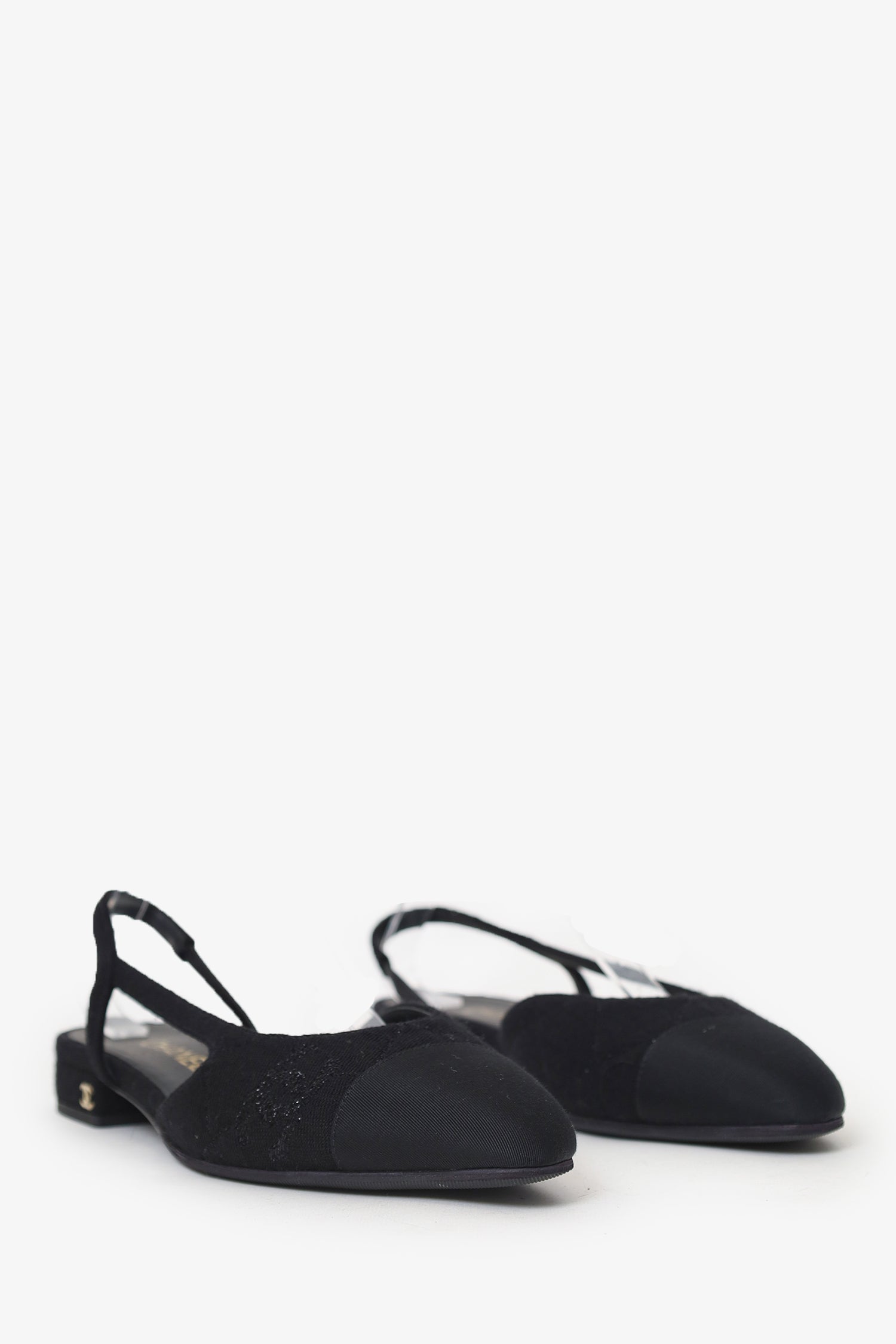 Pre-Loved Chanel™ Black Fabric Cap-Toe Slingback Flats Size 39.5