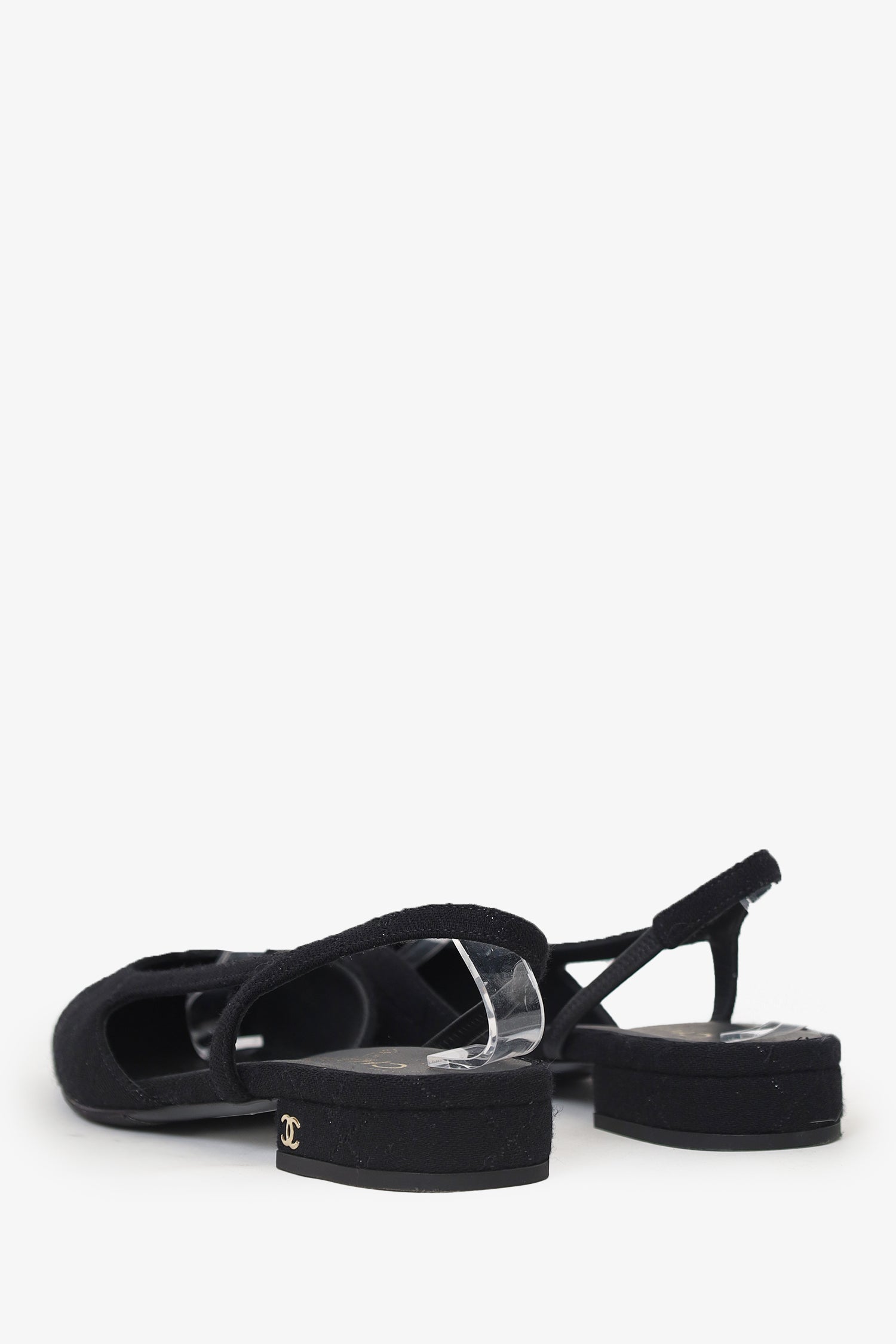 Pre-Loved Chanel™ Black Fabric Cap-Toe Slingback Flats Size 39.5