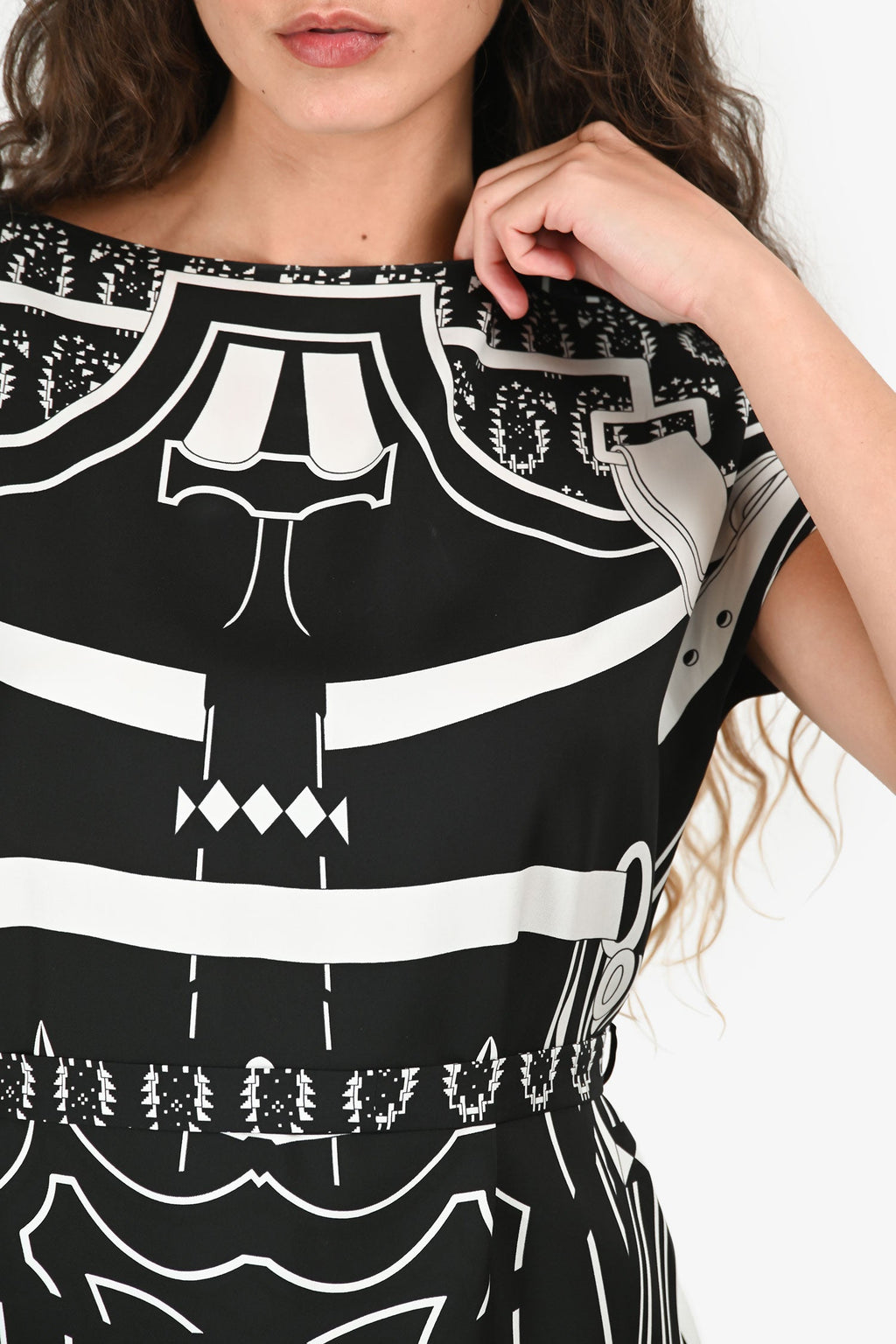 Hermès Black/White Silk Graphic Print Dress with Belt Size 36