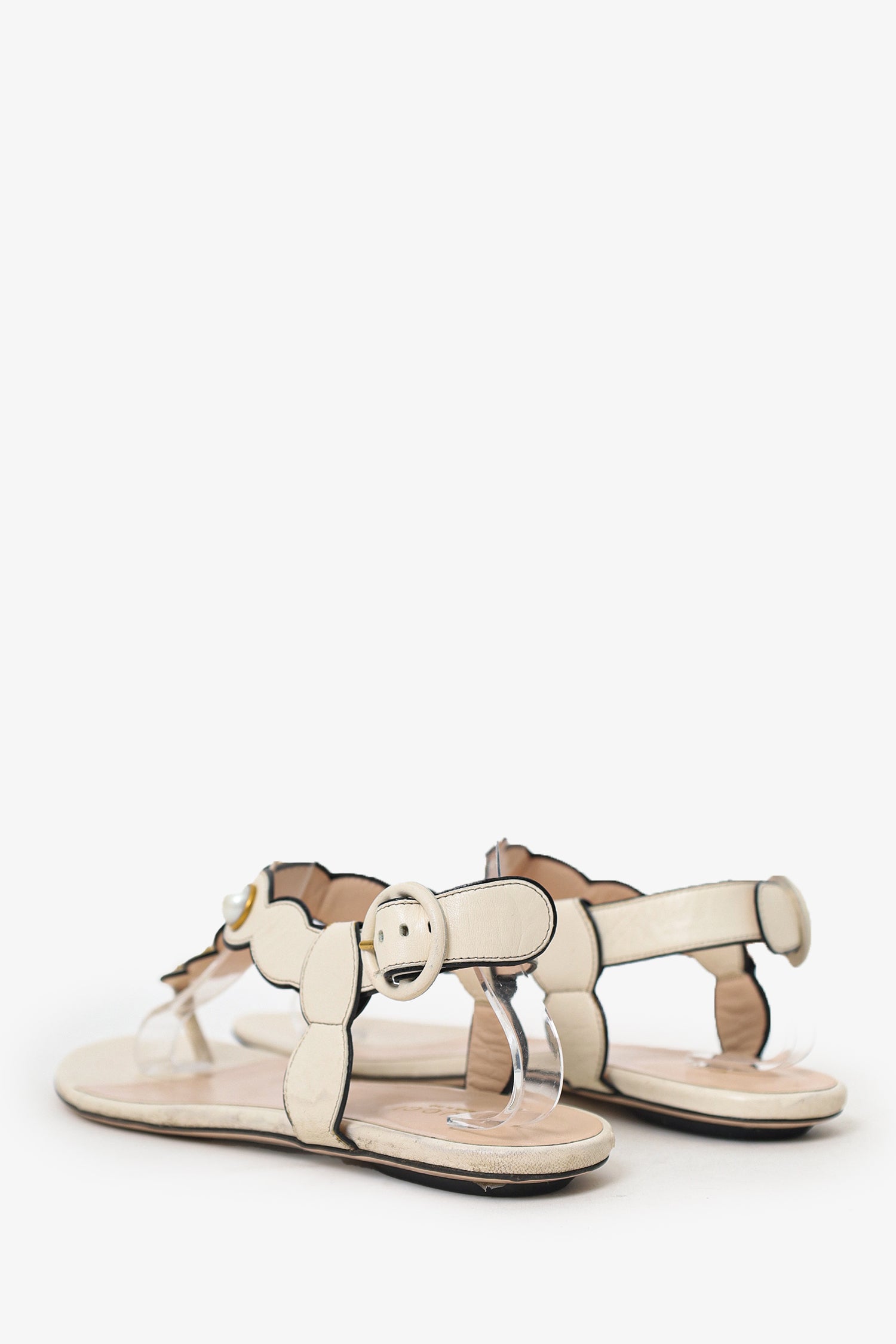 Gucci White Leather Pearl Detail Sandals Size 38.5