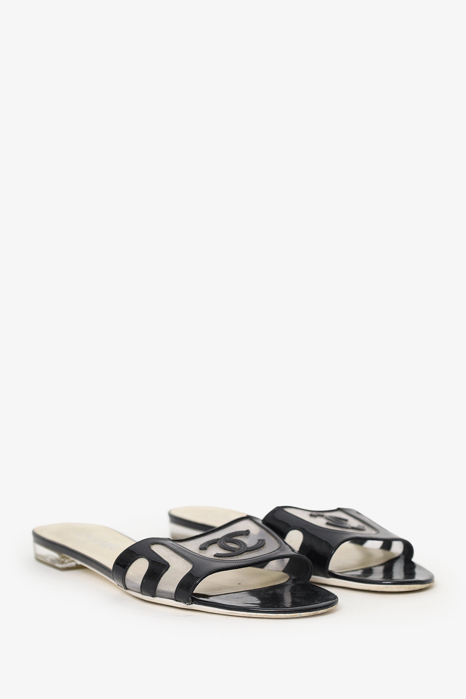 Pre-Loved Chanel™ Black Patent Leather/PVC 'CC' Slides Size 40