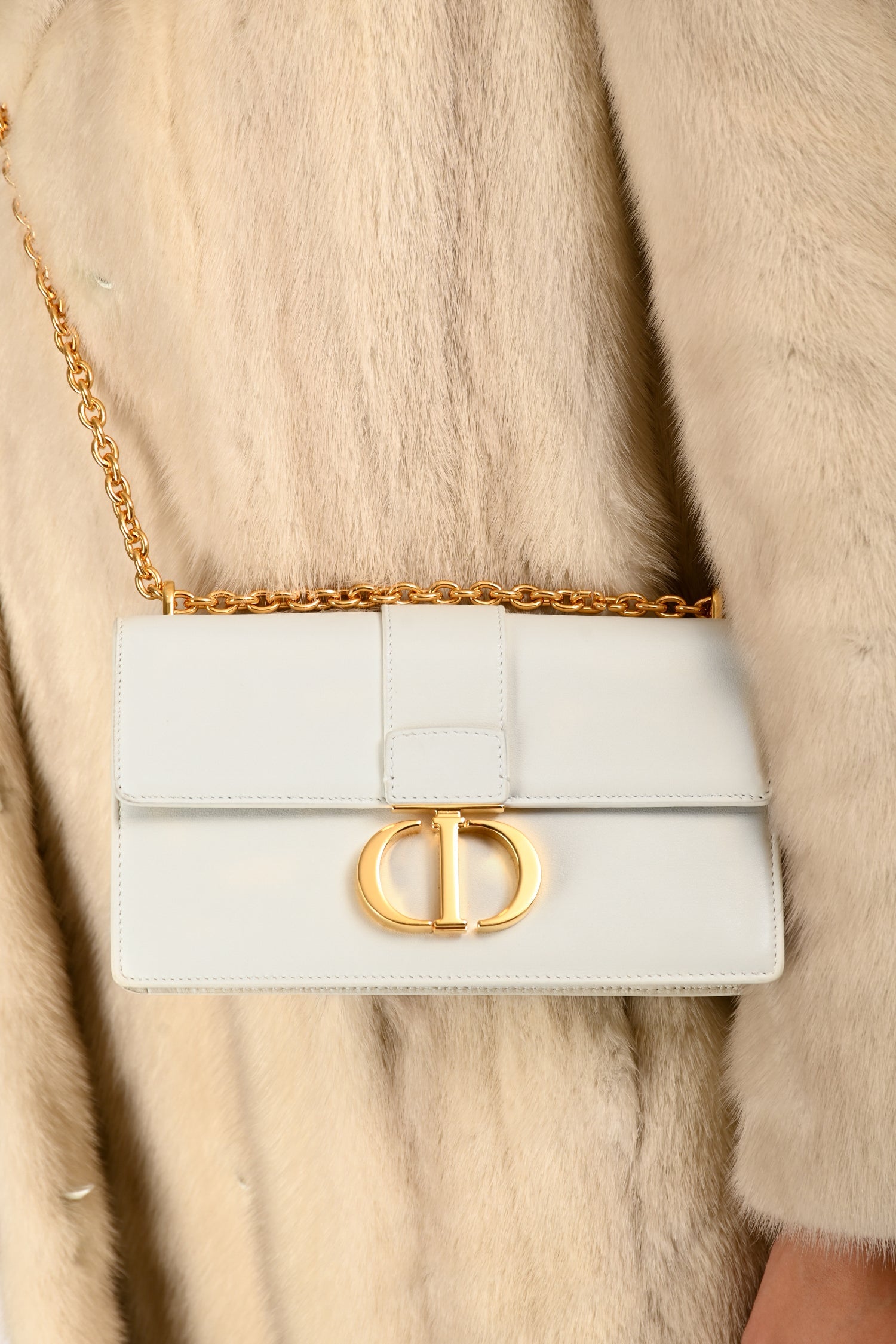 Christian Dior White Leather '30 Montaigne East-West' Crossbody Bag With Chain