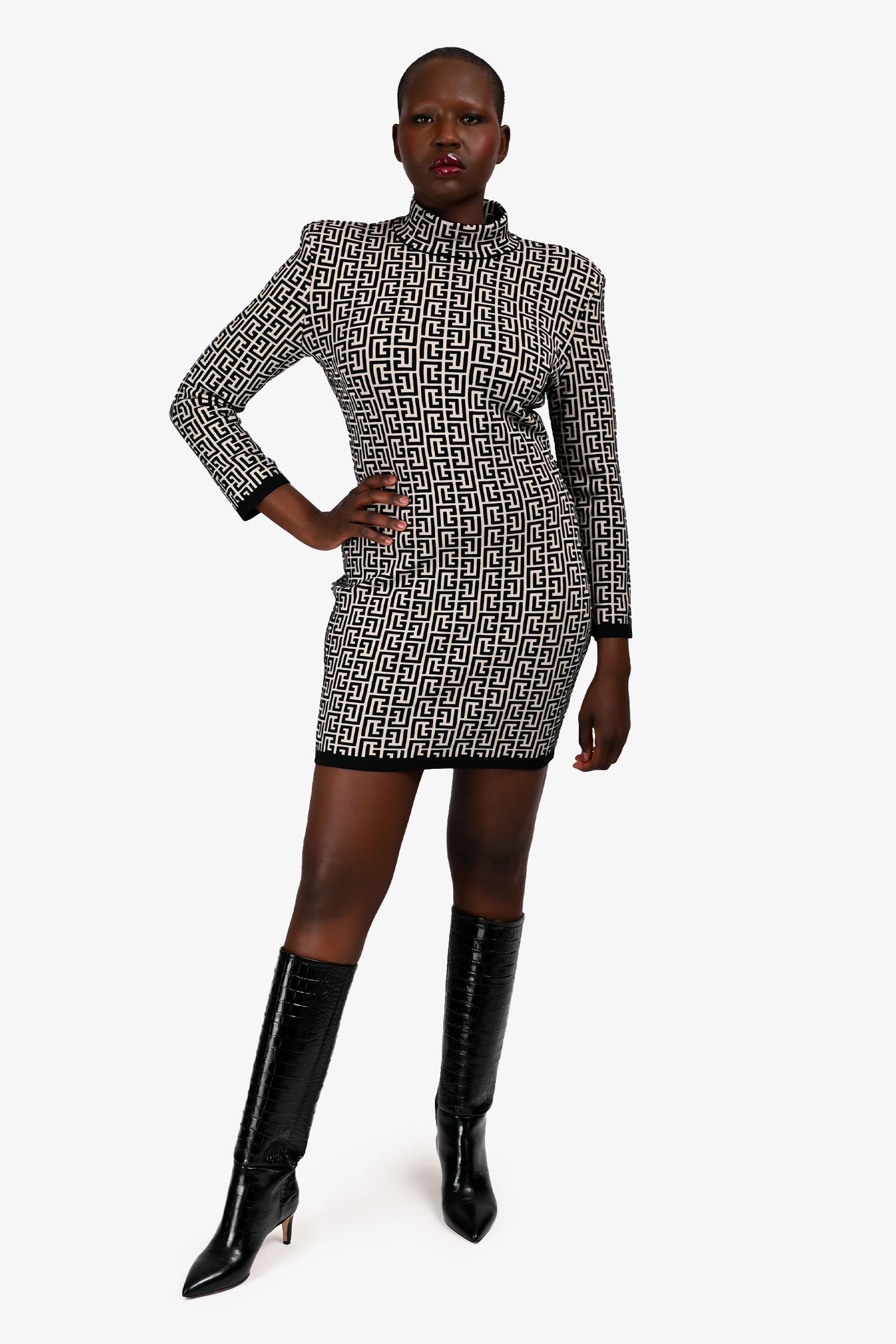 Balmain White/Black All-Over Logo Print Bodycon Dress Size 42