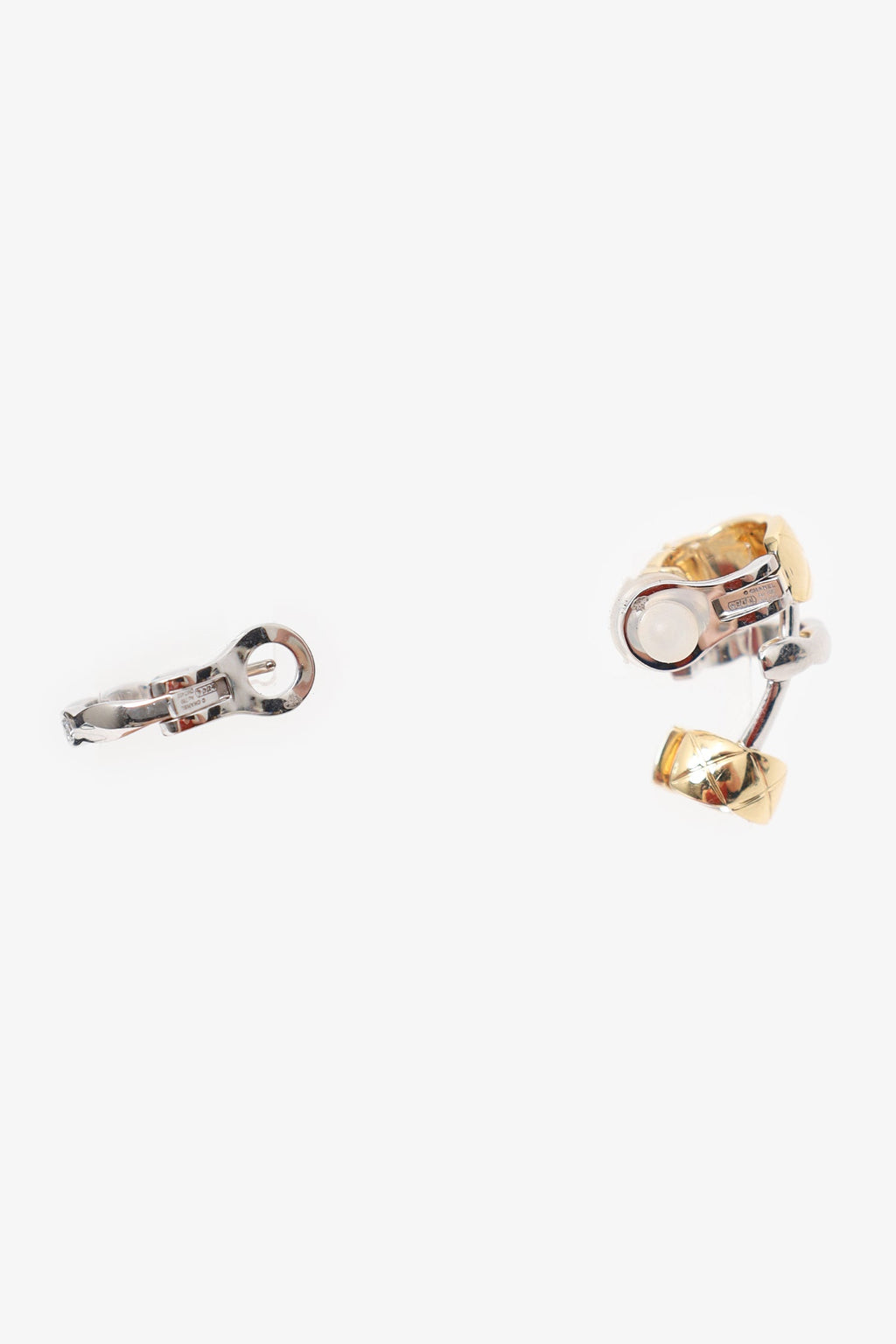 Pre-Loved Chanel™ 18K Gold Coco Crush Quilted Motif Earrings