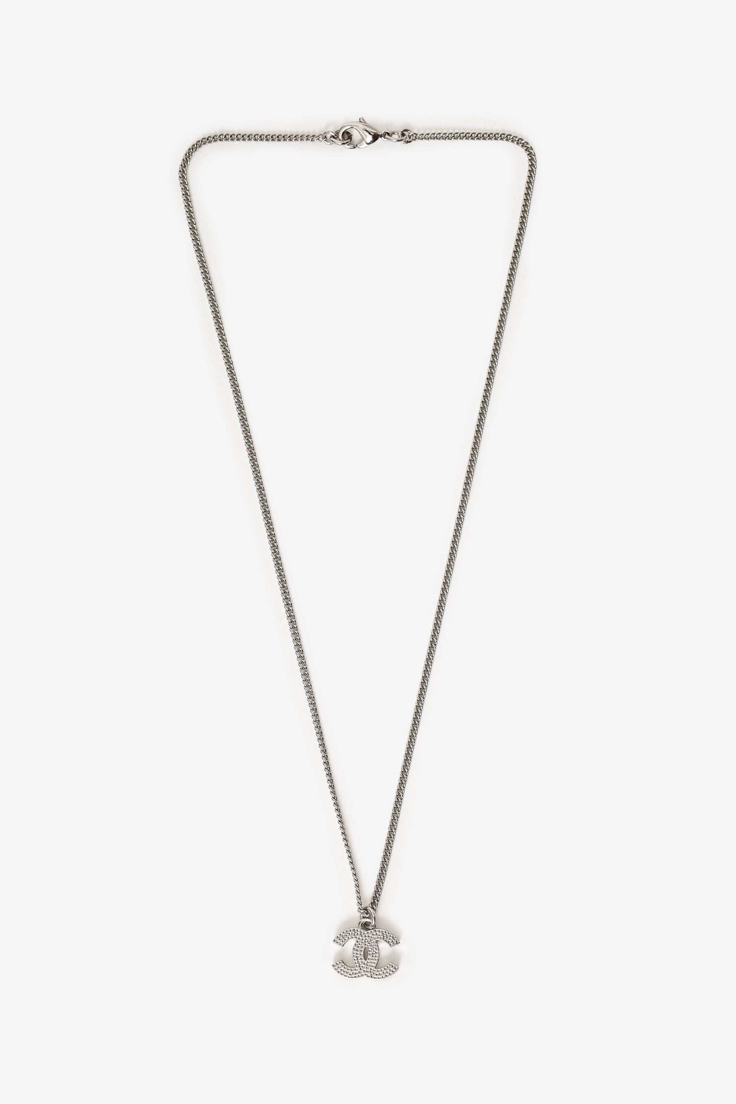 Pre-Loved Chanel™ F12 Silver Tone Double CC Crystal Pendant Necklace