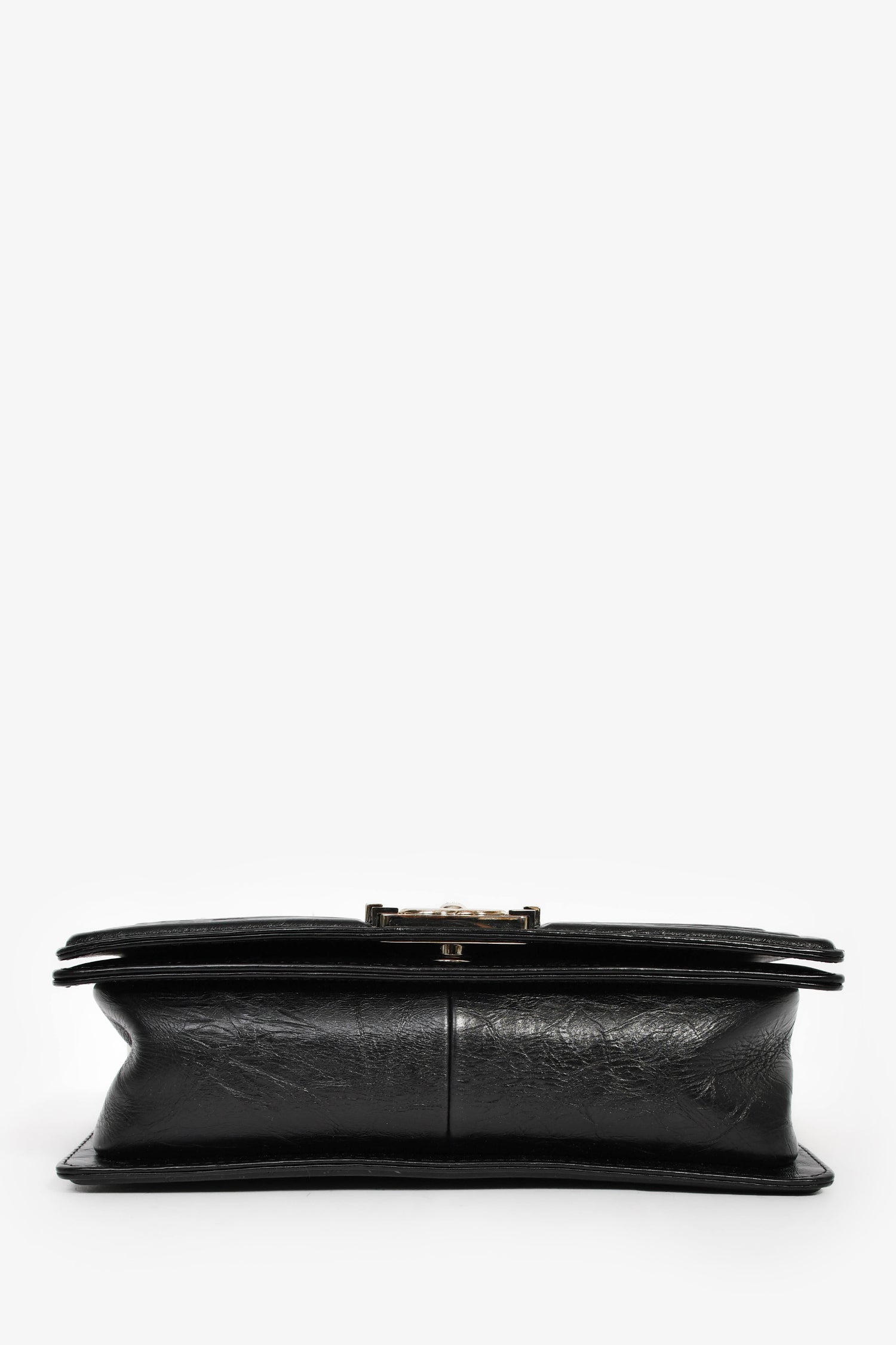 Pre-Loved Chanel™ 2017 Black Leather Chevron Medium Boy Bag