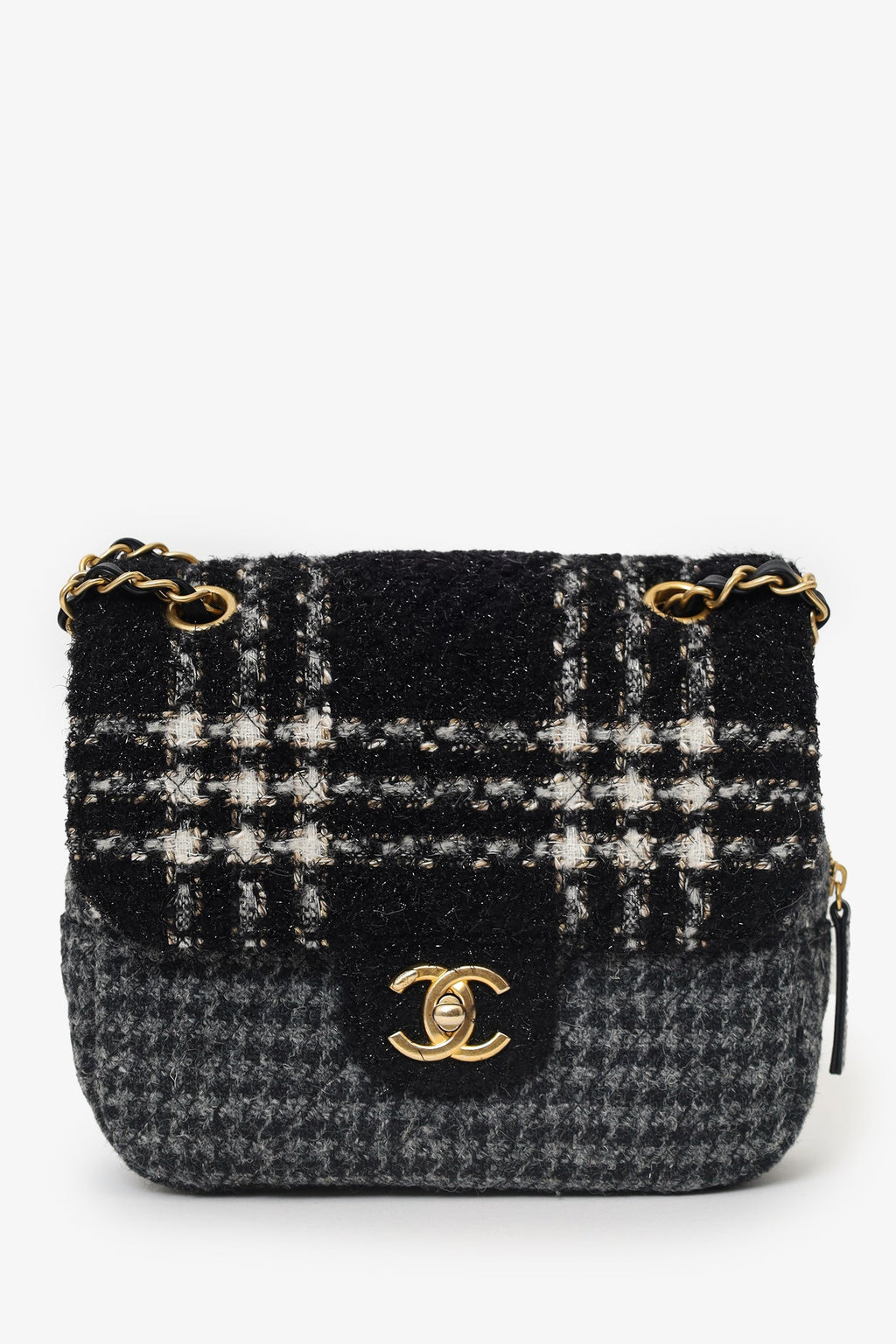 Pre-Loved Chanel™ 2022 Black/Grey Wool Tweed CC Square Flap Bag