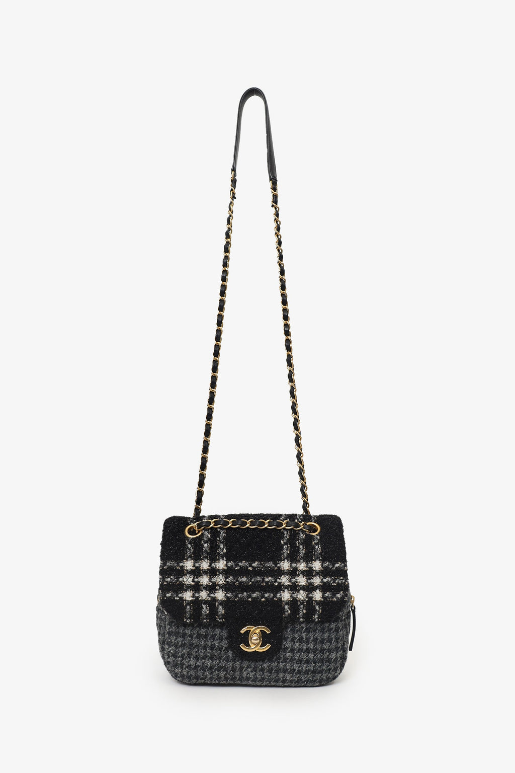 Pre-Loved Chanel™ 2022 Black/Grey Wool Tweed CC Square Flap Bag