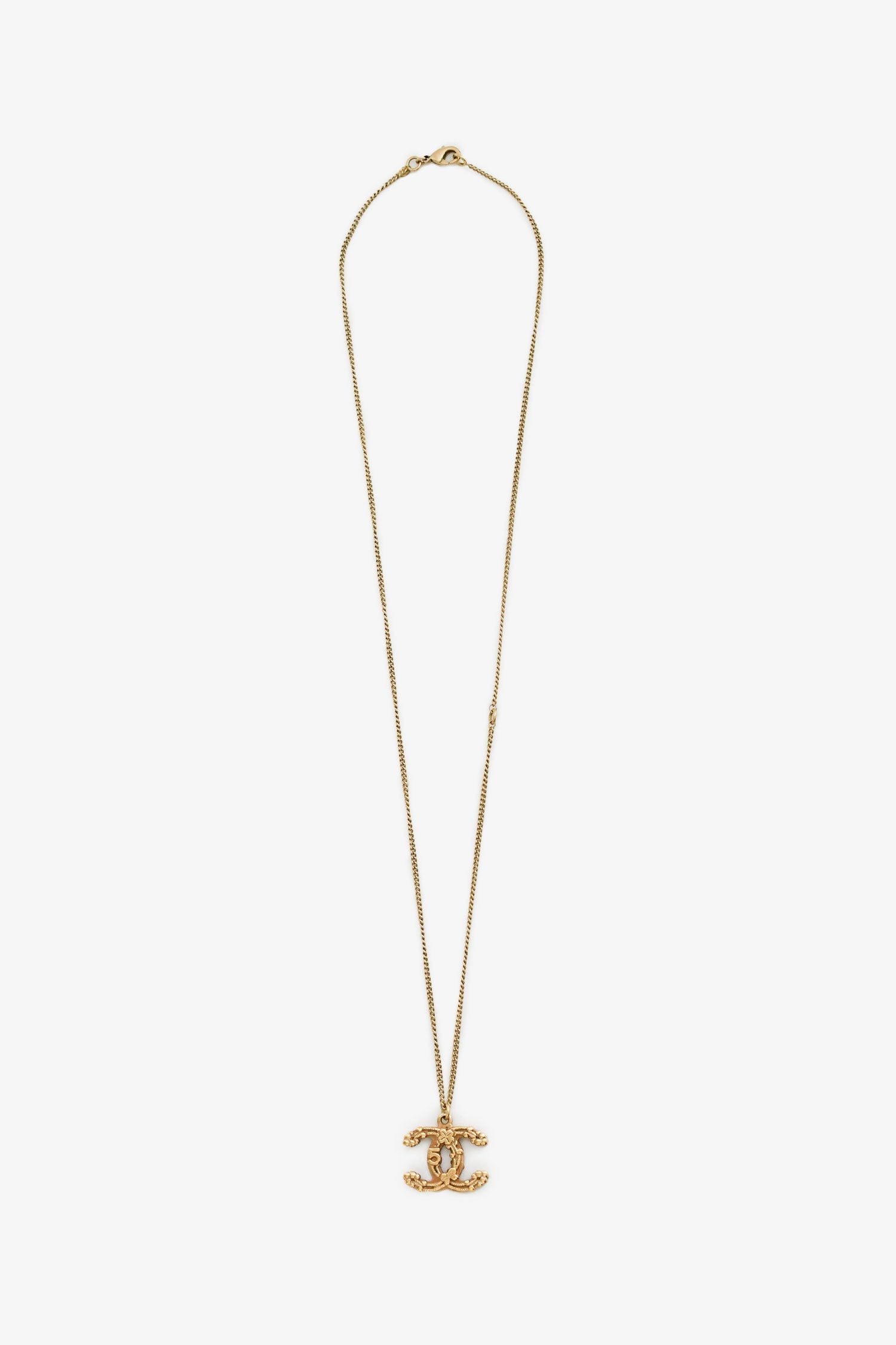 Pre-Loved Chanel™ 2006 Gold Tone CC Logo Necklace