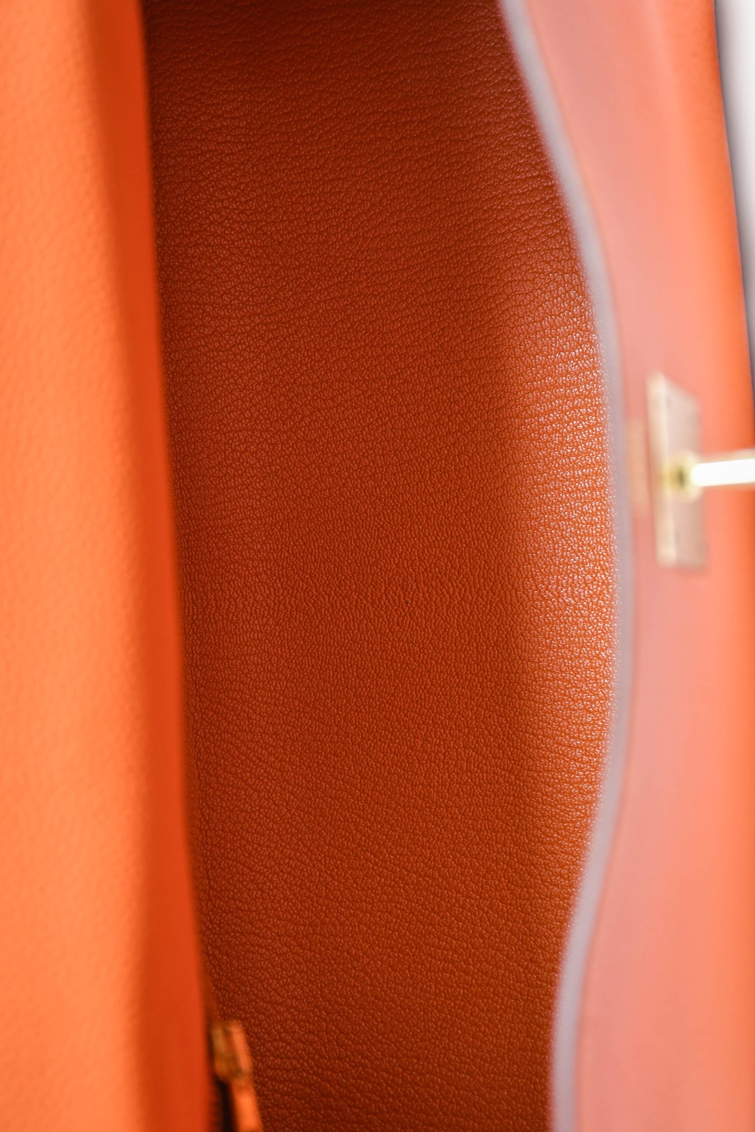 Hermès 2015 Orange Togo Leather Kelly 28 With Strap