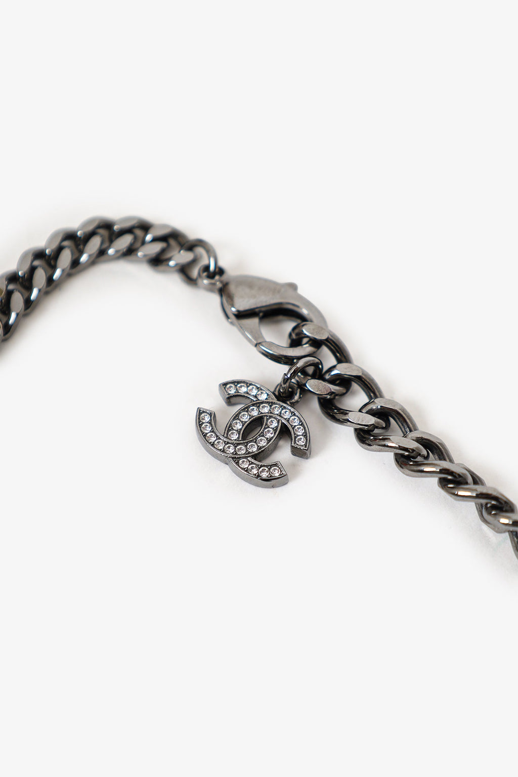 Pre-Loved Chanel™ B22 Hexagon Crystal Embellished CC Choker
